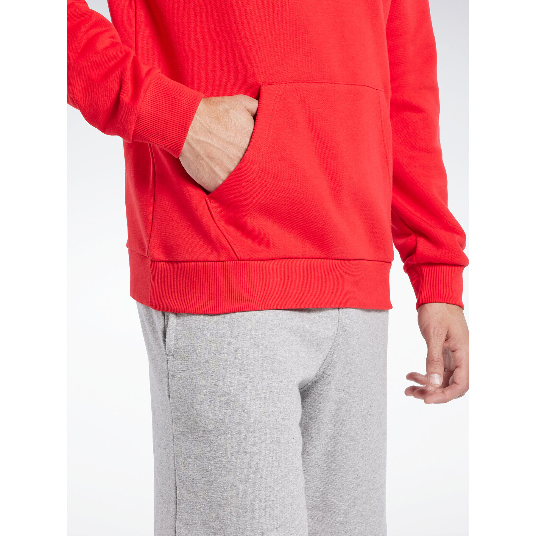 Reebok Суитшърт Identity Logo HA9276 Червен Regular Fit - Pepit.bg