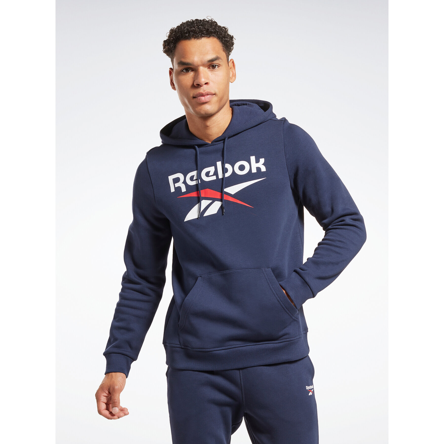 Reebok Суитшърт Identity Stacked Logo H54803 Тъмносин Regular Fit - Pepit.bg