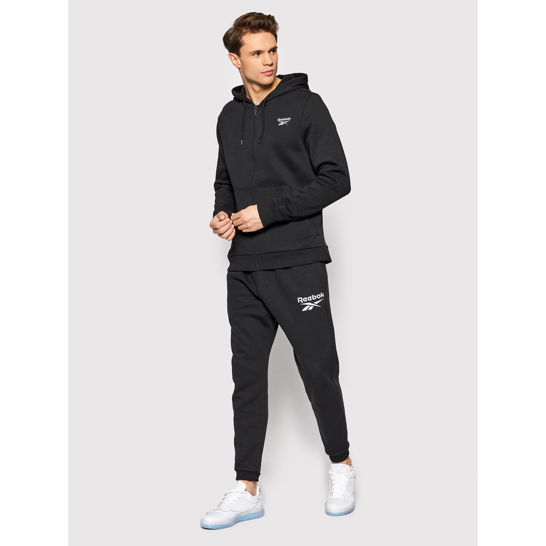 Reebok Суитшърт Left Chest Logo Full HG4450 Черен Regular Fit - Pepit.bg