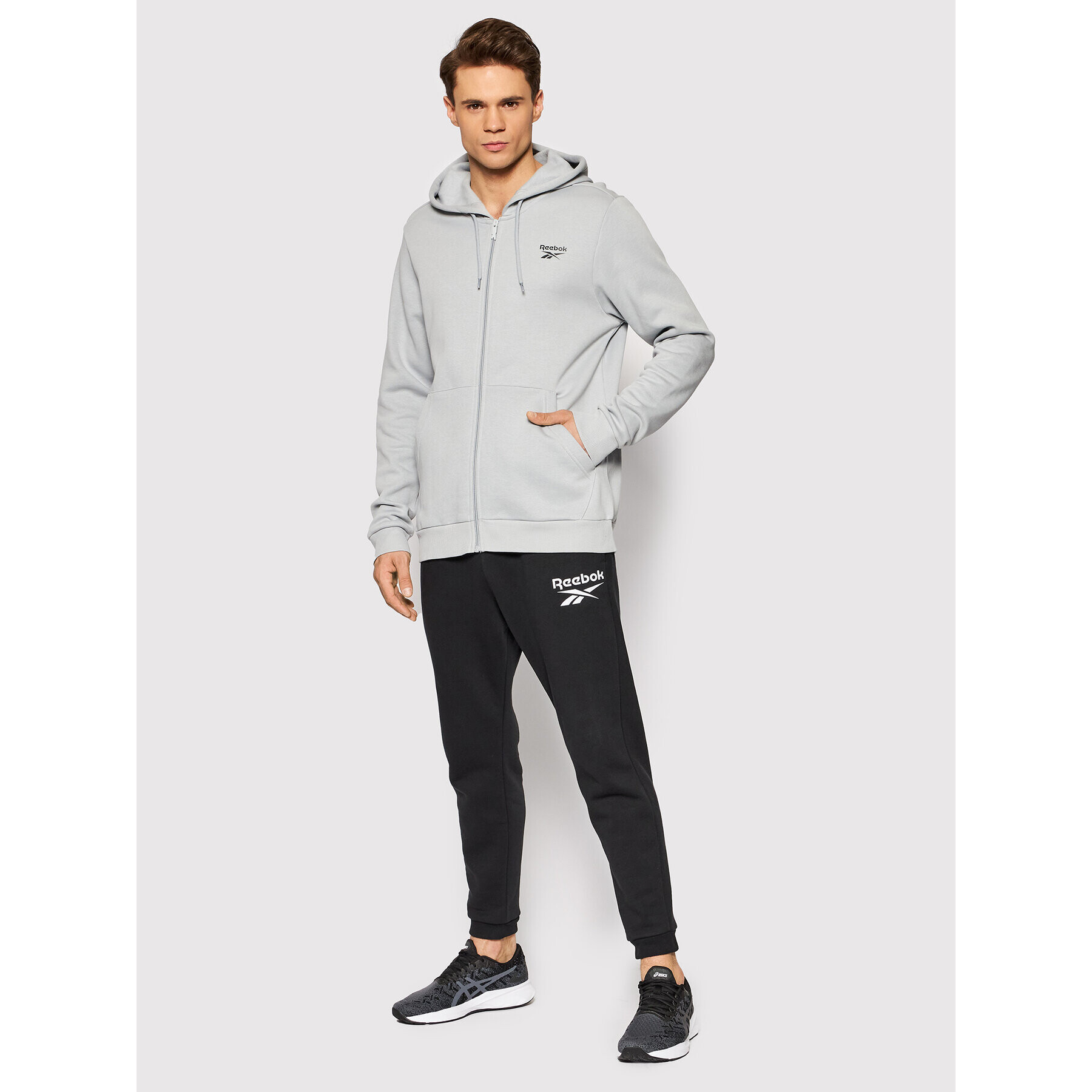 Reebok Суитшърт Left Chest Logo Full HG4451 Сив Regular Fit - Pepit.bg