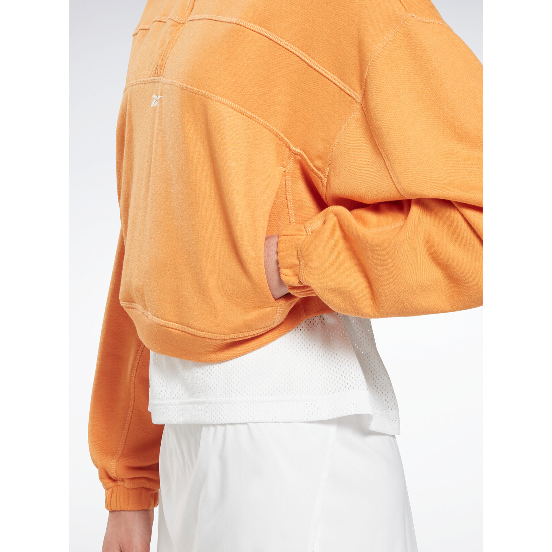 Reebok Суитшърт Workout Ready HT6043 Оранжев Relaxed Fit - Pepit.bg