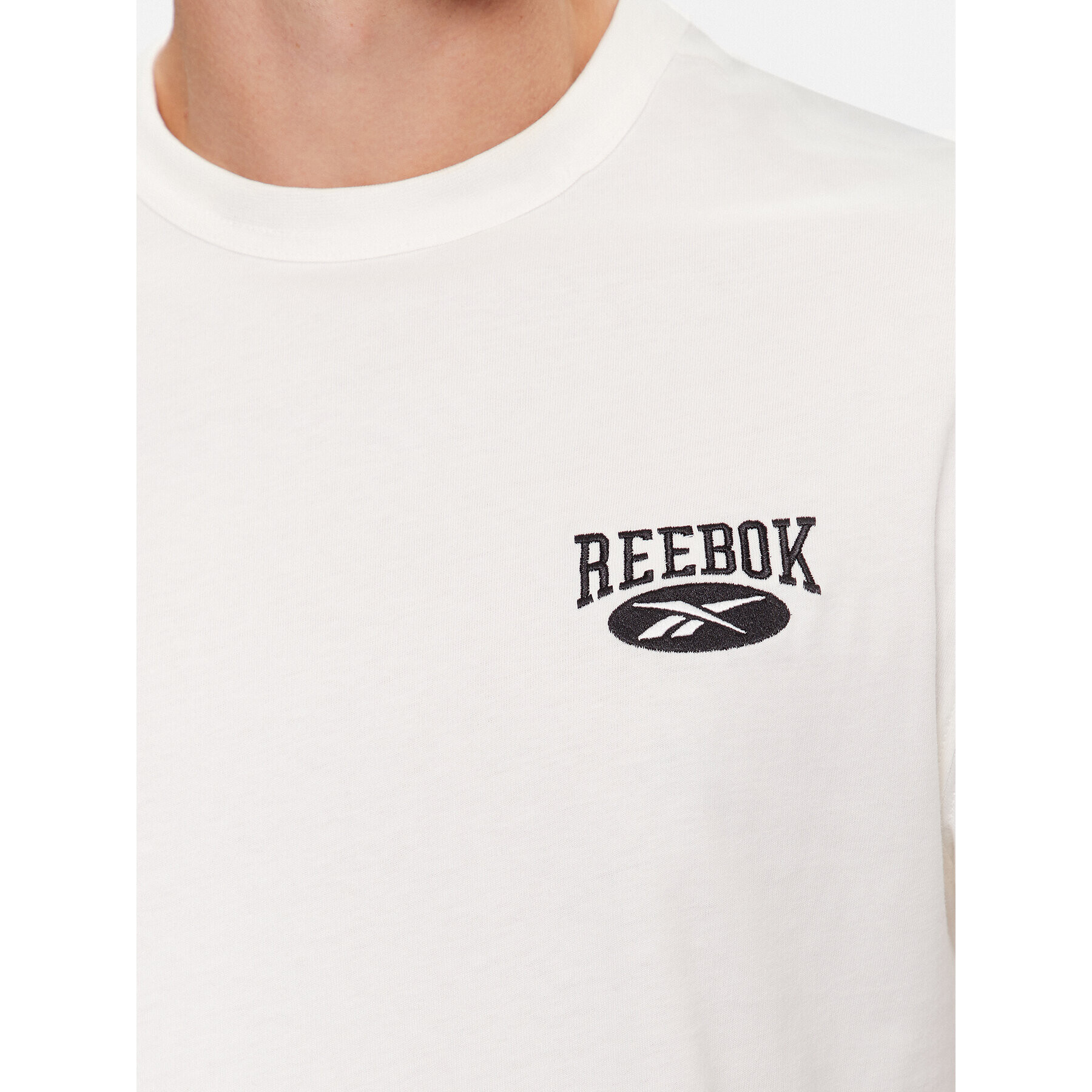 Reebok Тишърт Archive Essentials IM1525 Бял Regular Fit - Pepit.bg