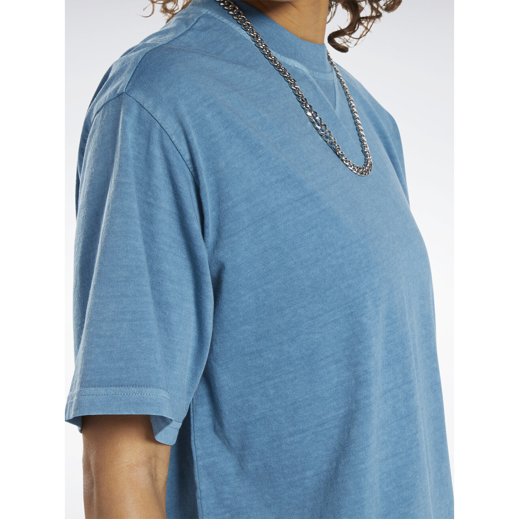 Reebok Тишърт Classics Natural Dye Boxy T-Shirt HT7857 Син - Pepit.bg