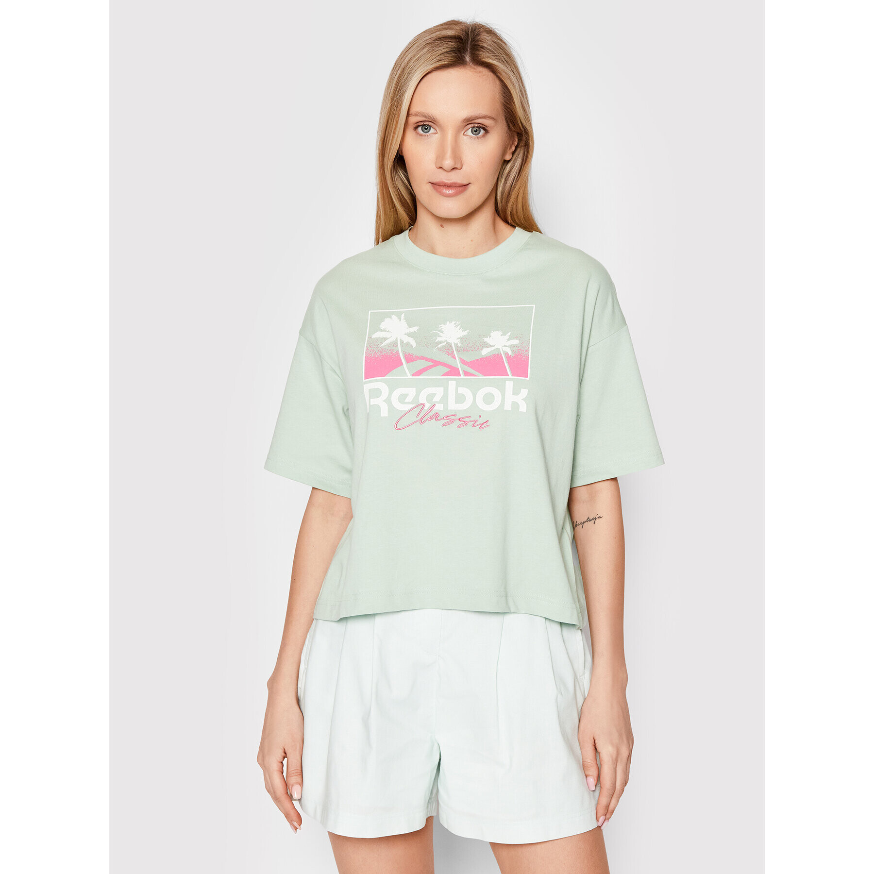 Reebok Classic Тишърт Classics Summer H58673 Зелен Oversize - Pepit.bg