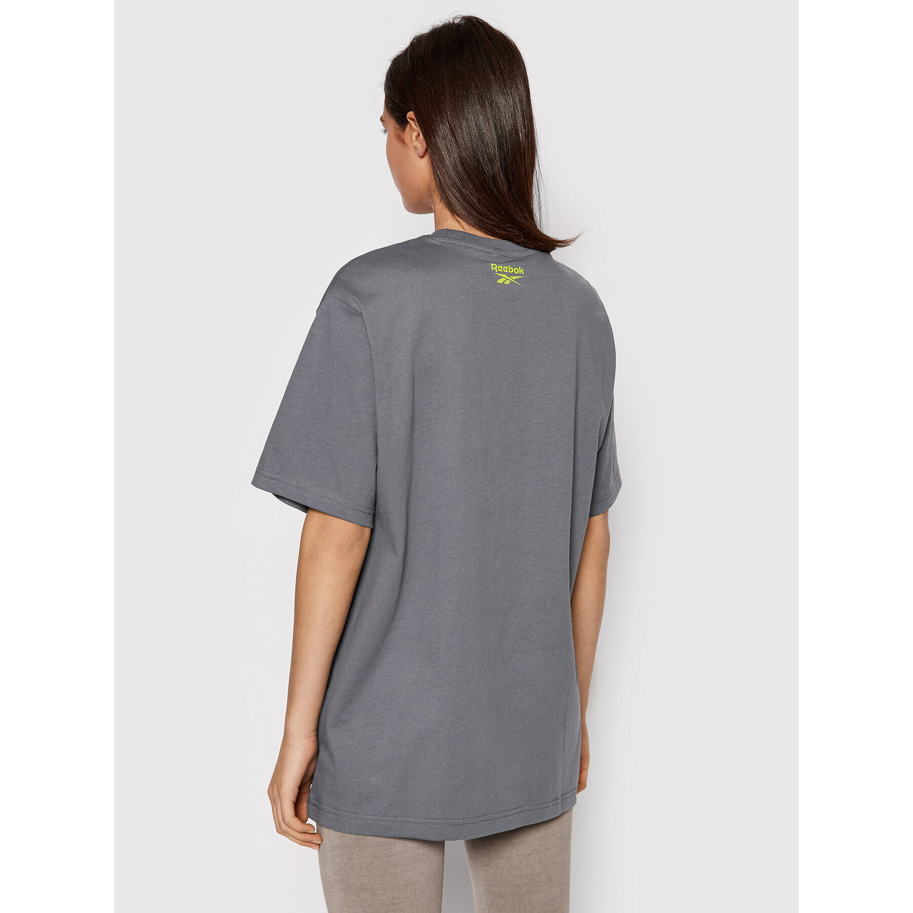 Reebok Classic Тишърт Cropped Supernatural Graphic H49245 Сив Oversize - Pepit.bg
