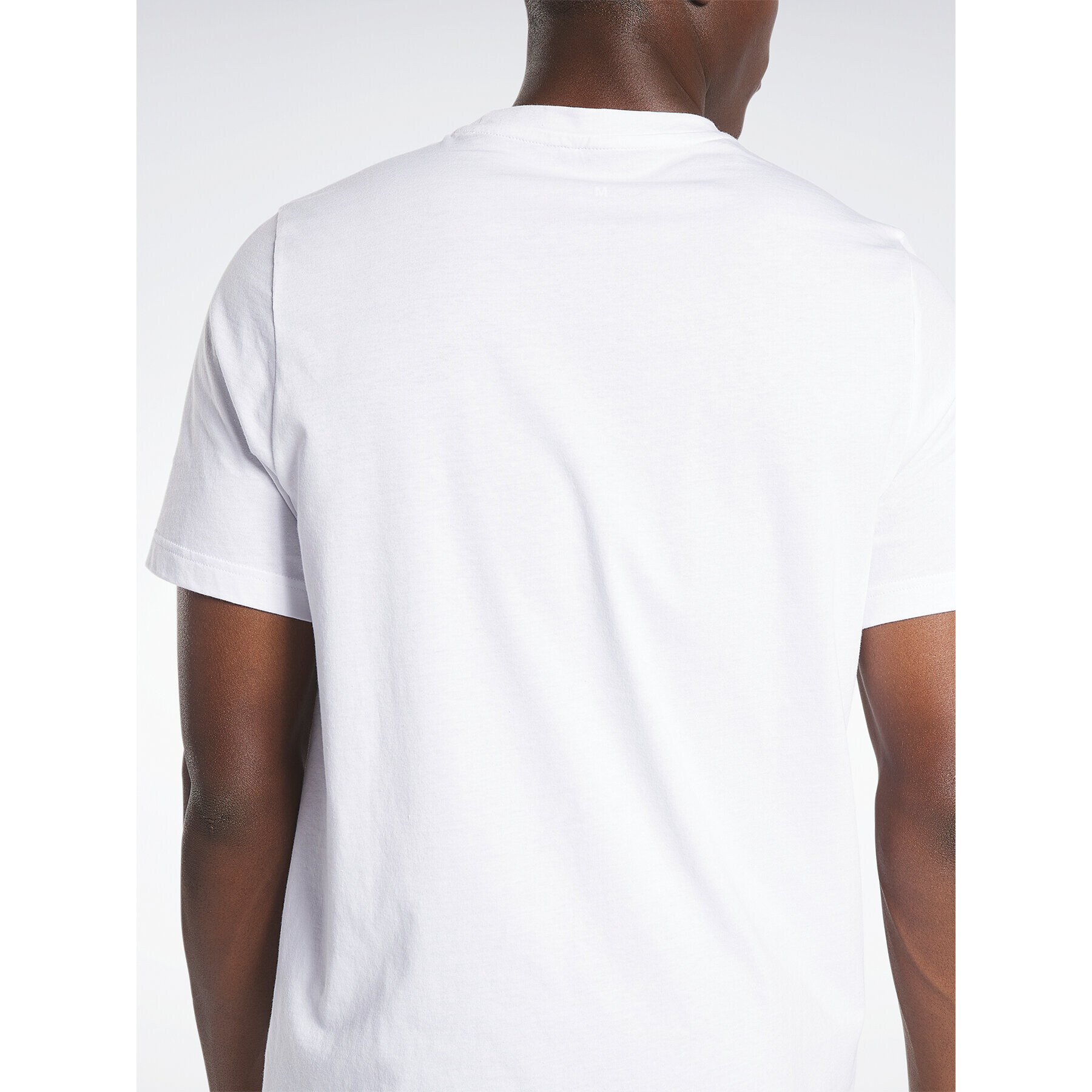 Reebok Тишърт Graphic Series T-Shirt HM6251 Бял Regular Fit - Pepit.bg