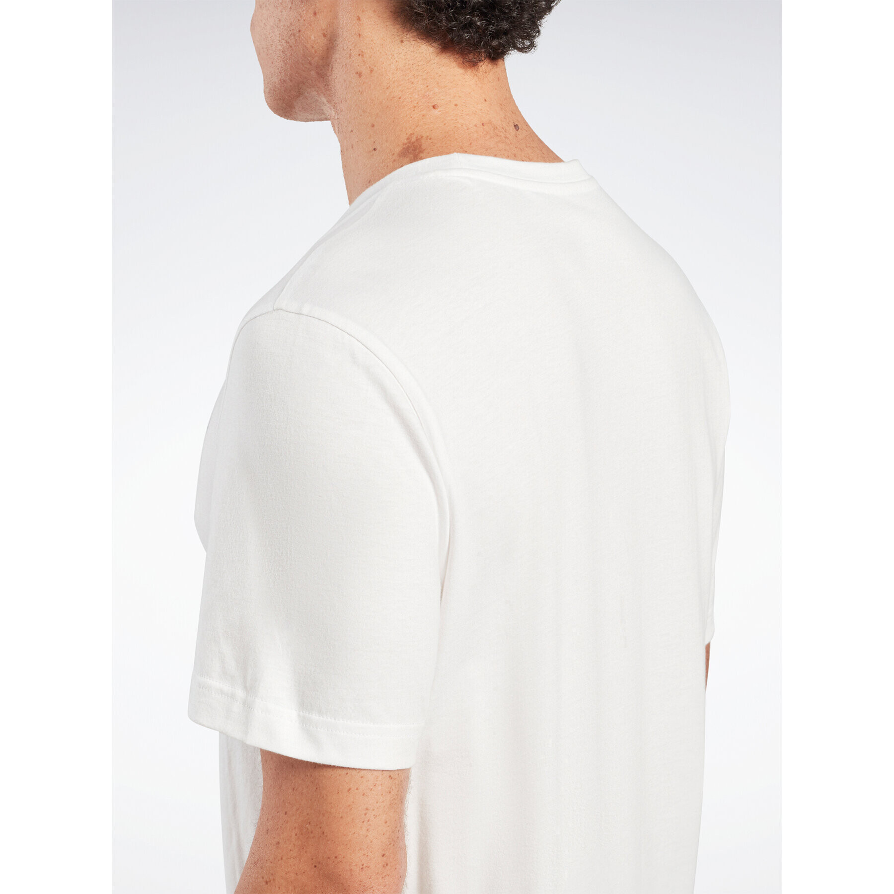 Reebok Тишърт Identity HS4976 Бял Slim Fit - Pepit.bg