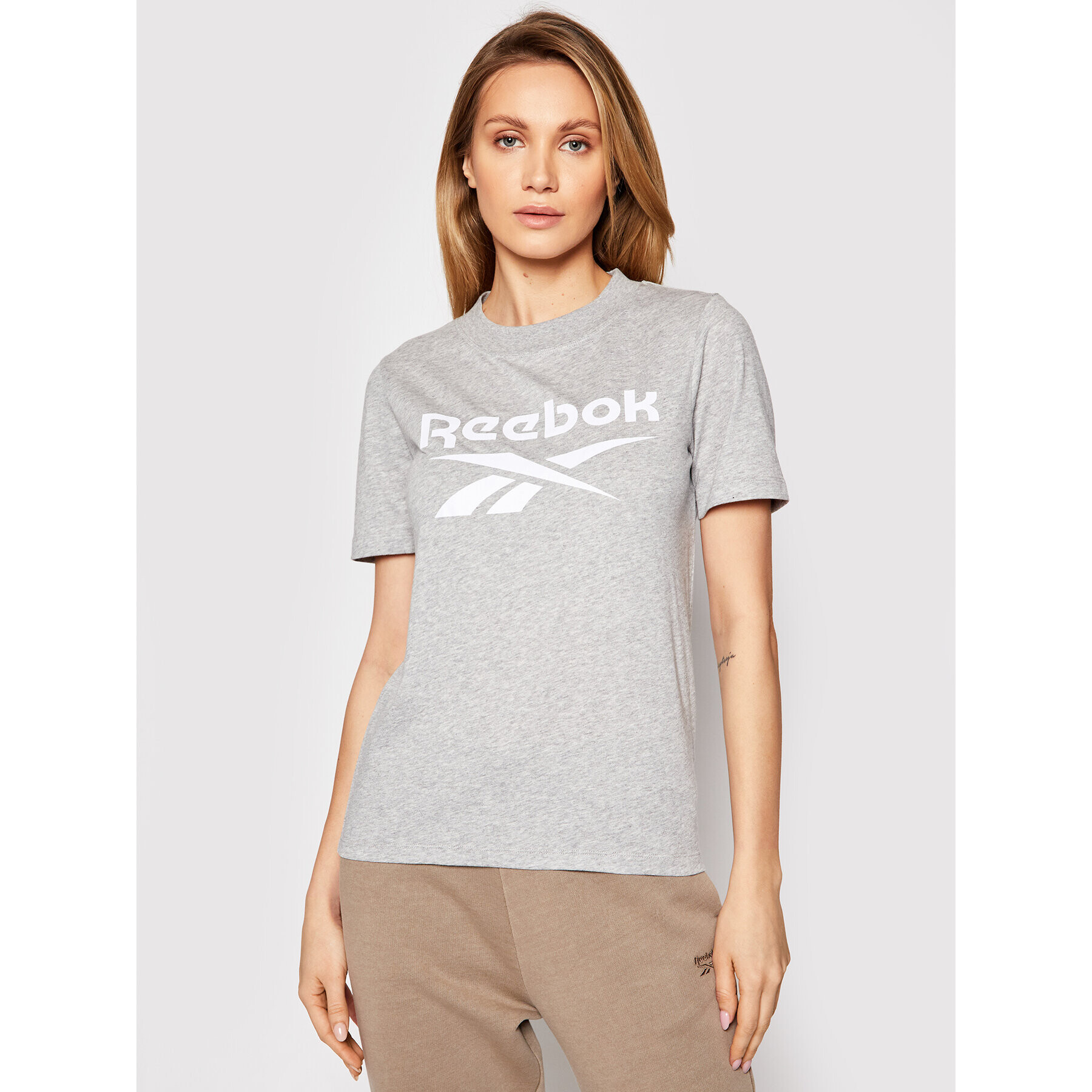 Reebok Тишърт Identity Logo GQ9462 Сив Classic Fit - Pepit.bg