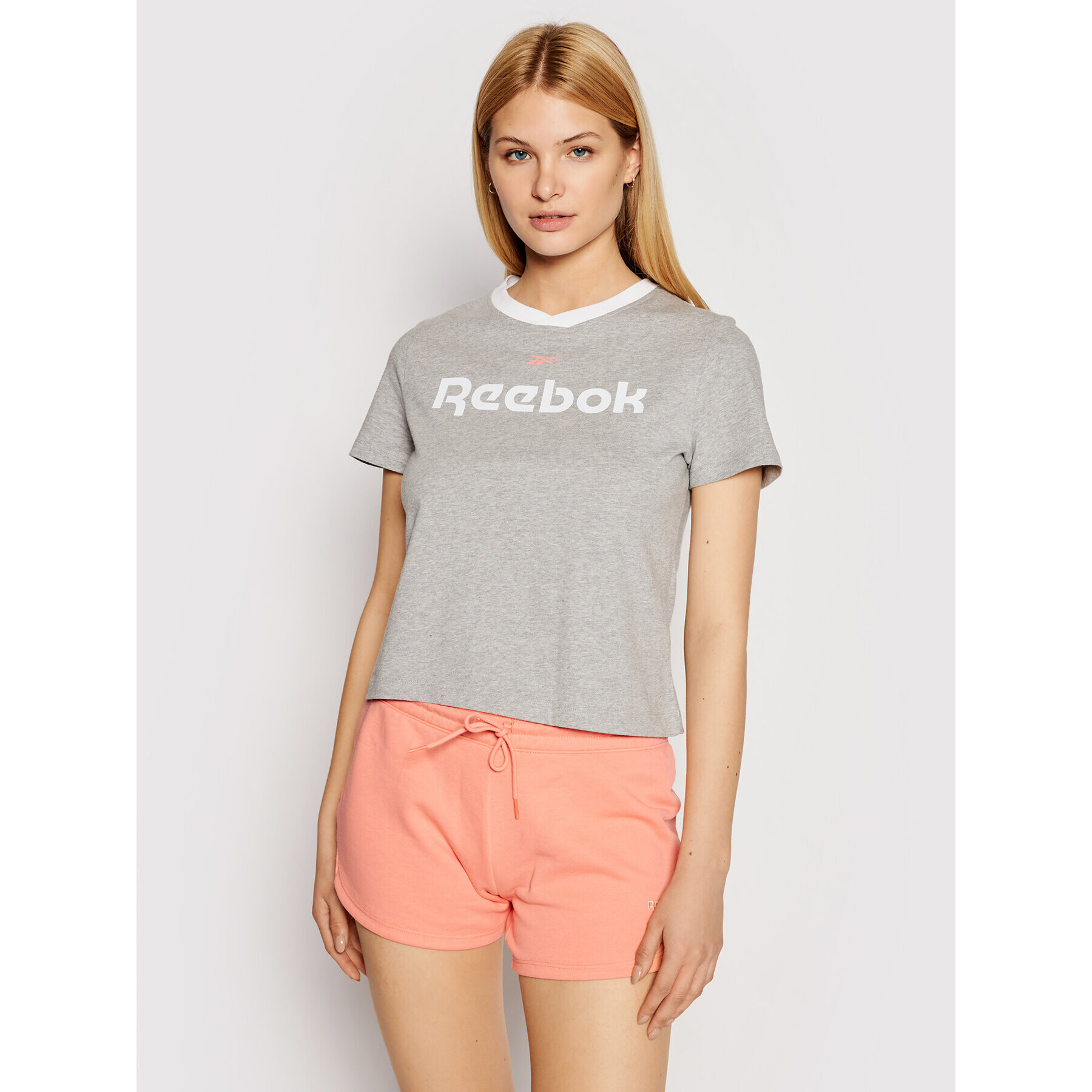 Reebok Тишърт Linear Logo GN5418 Сив Slim Fit - Pepit.bg