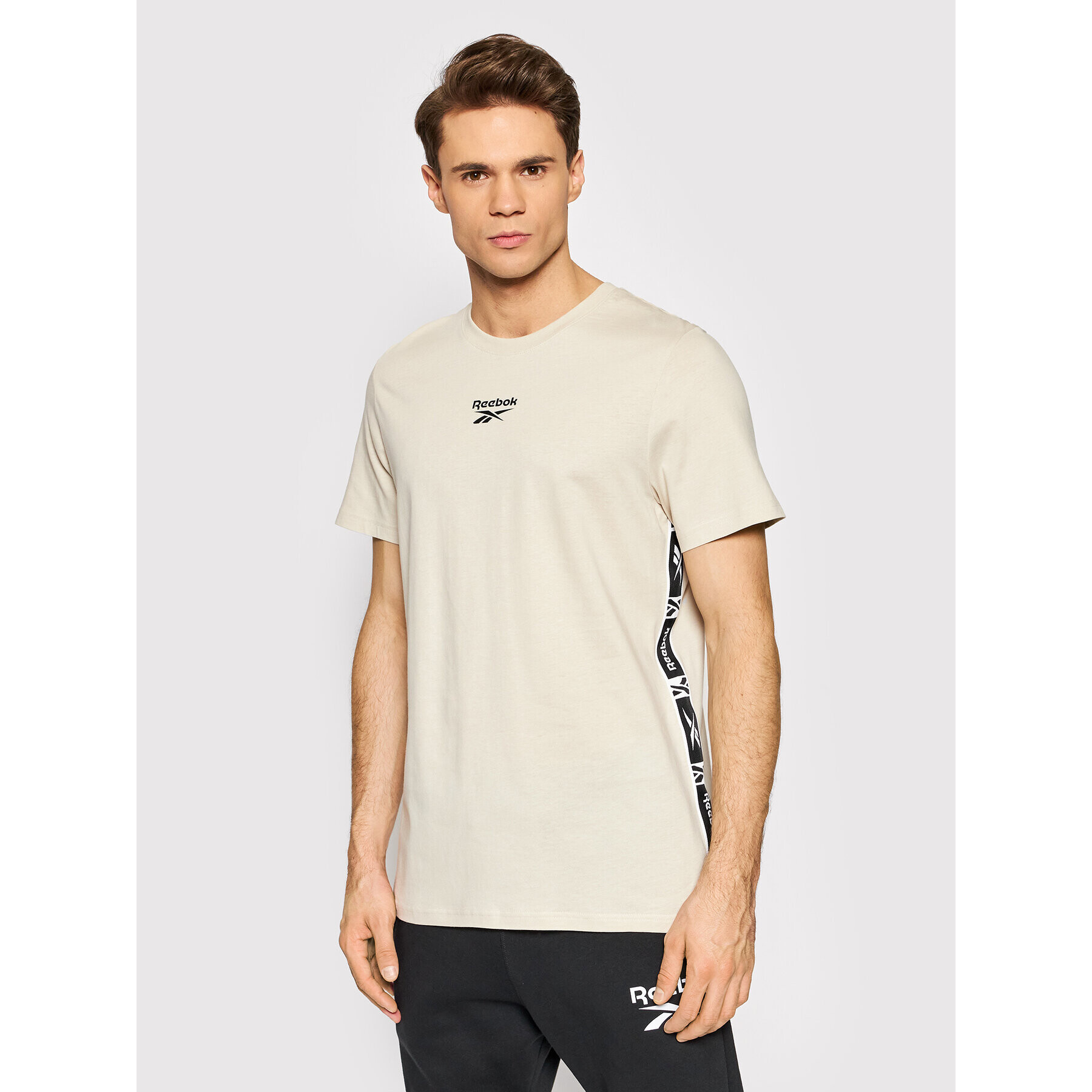 Reebok Тишърт Tape Tee HB2150 Бежов Regular Fit - Pepit.bg