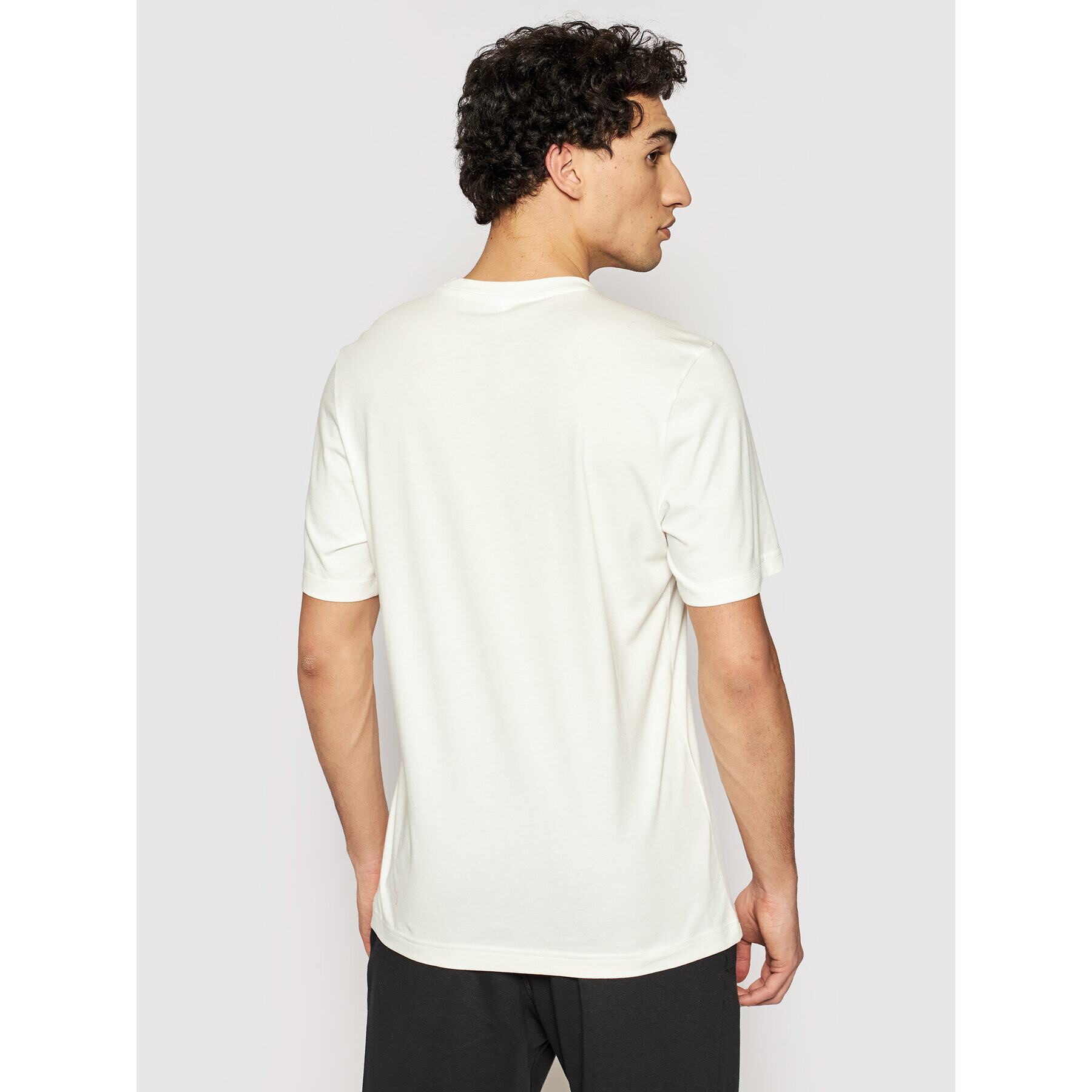 Reebok Тишърт Unisex Classics Graphic GN3670 Бял Regular Fit - Pepit.bg