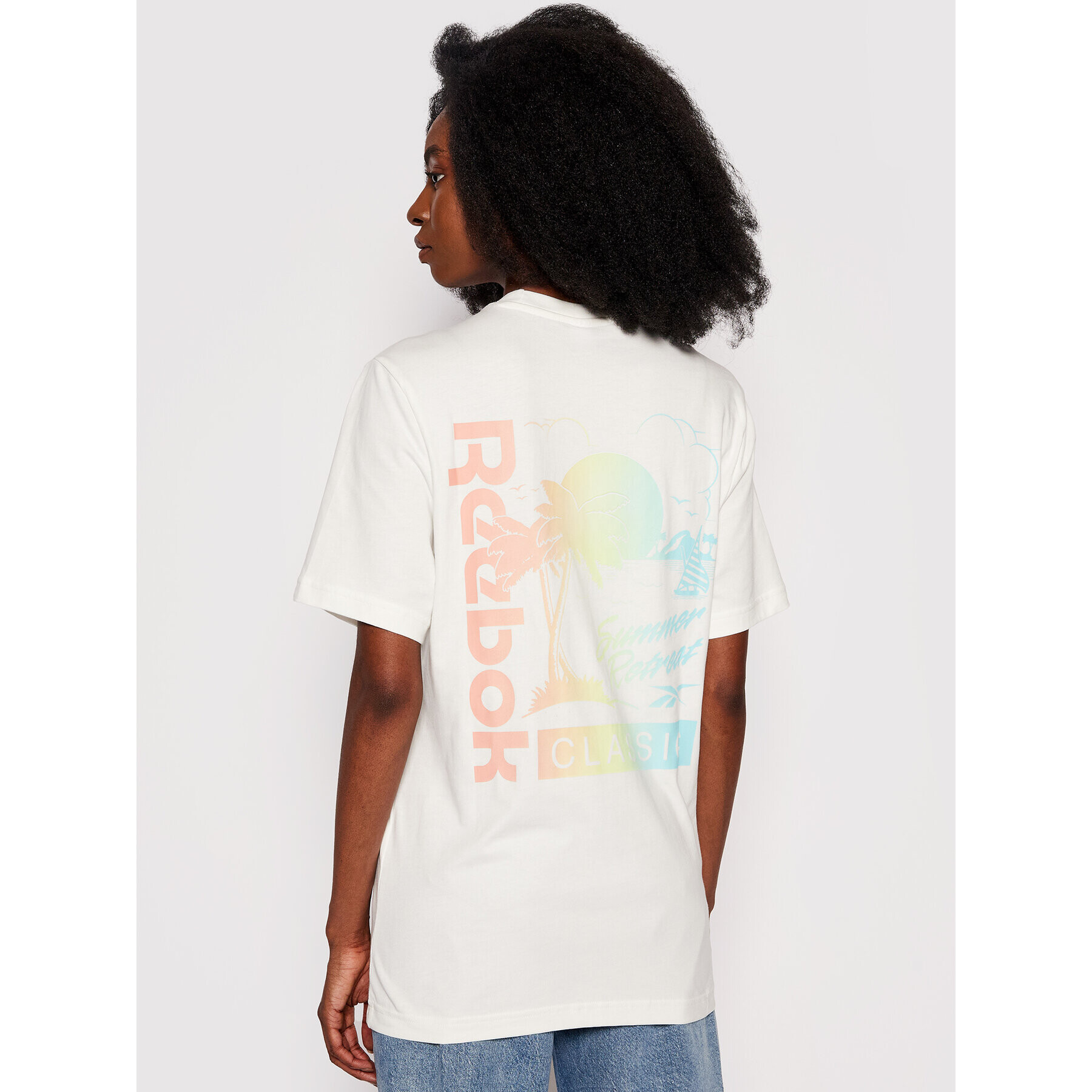 Reebok Тишърт Unisex Classics Sr Backgraphic GN3746 Бял Regular Fit - Pepit.bg