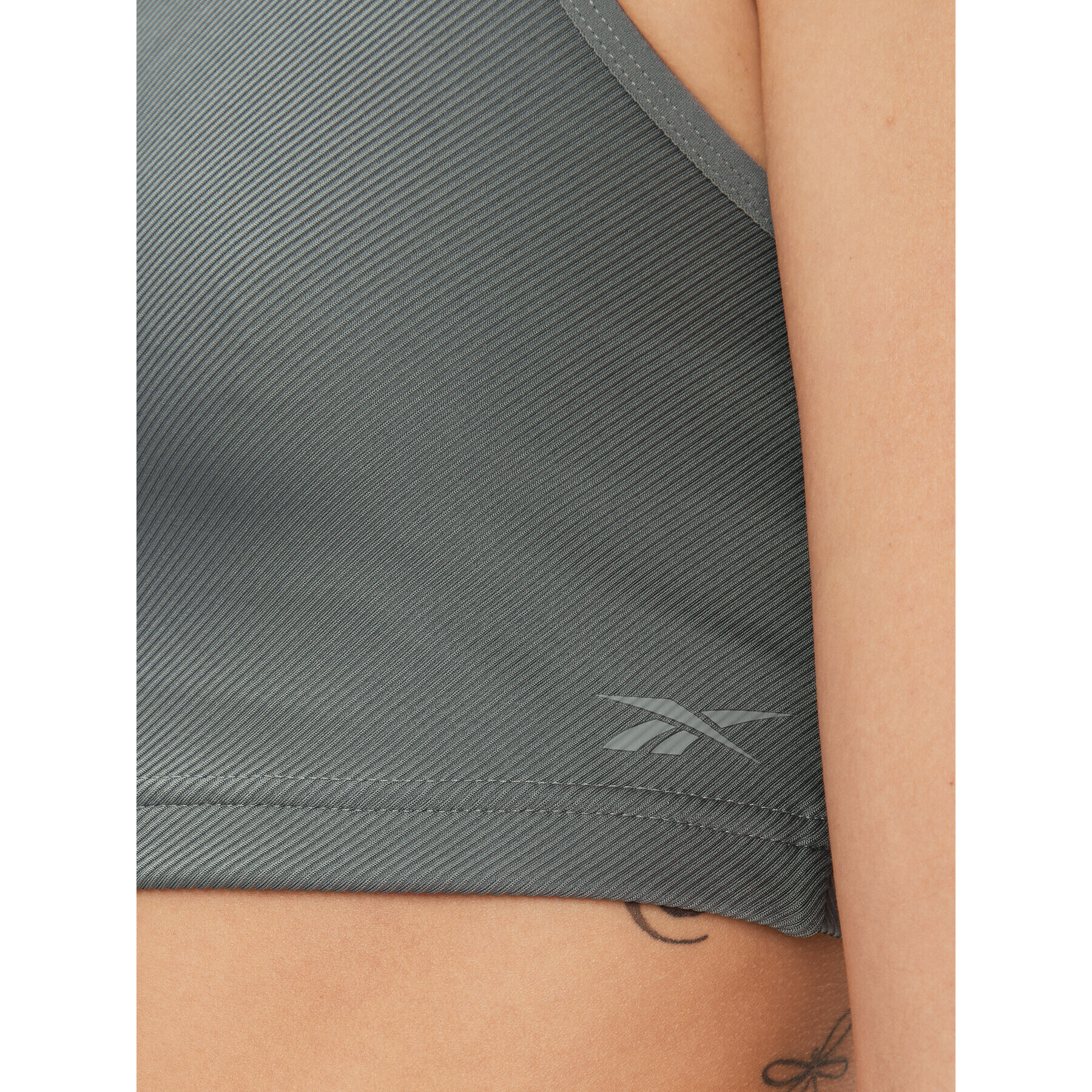 Reebok топ Yoga Performance IM4044 Сив Fitted Fit - Pepit.bg