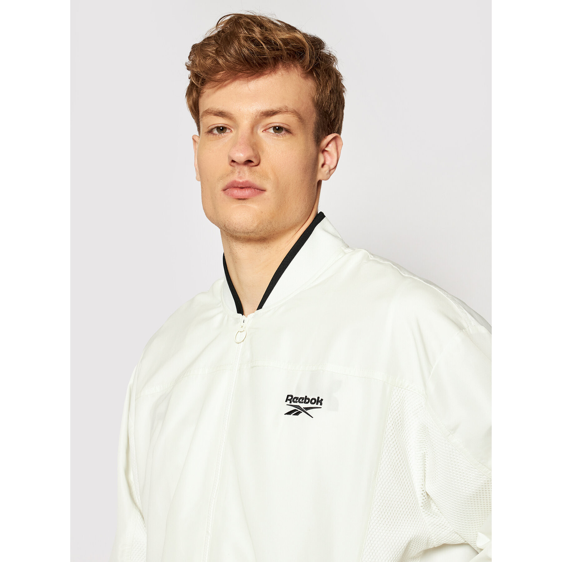 Reebok Classic Яке бомбър Classics Back Vector GL2016 Бял Relaxed Fit - Pepit.bg