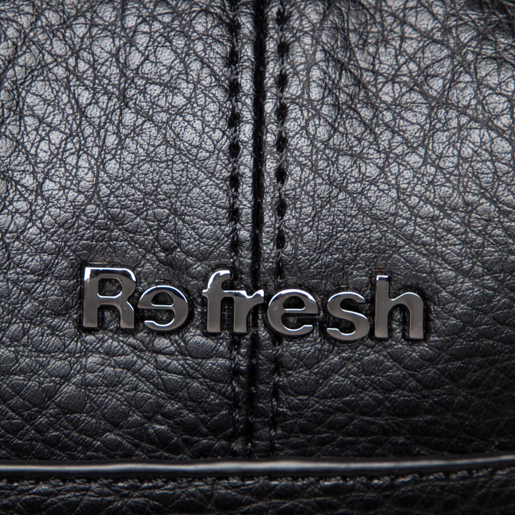 Refresh Раница 183020 Черен - Pepit.bg