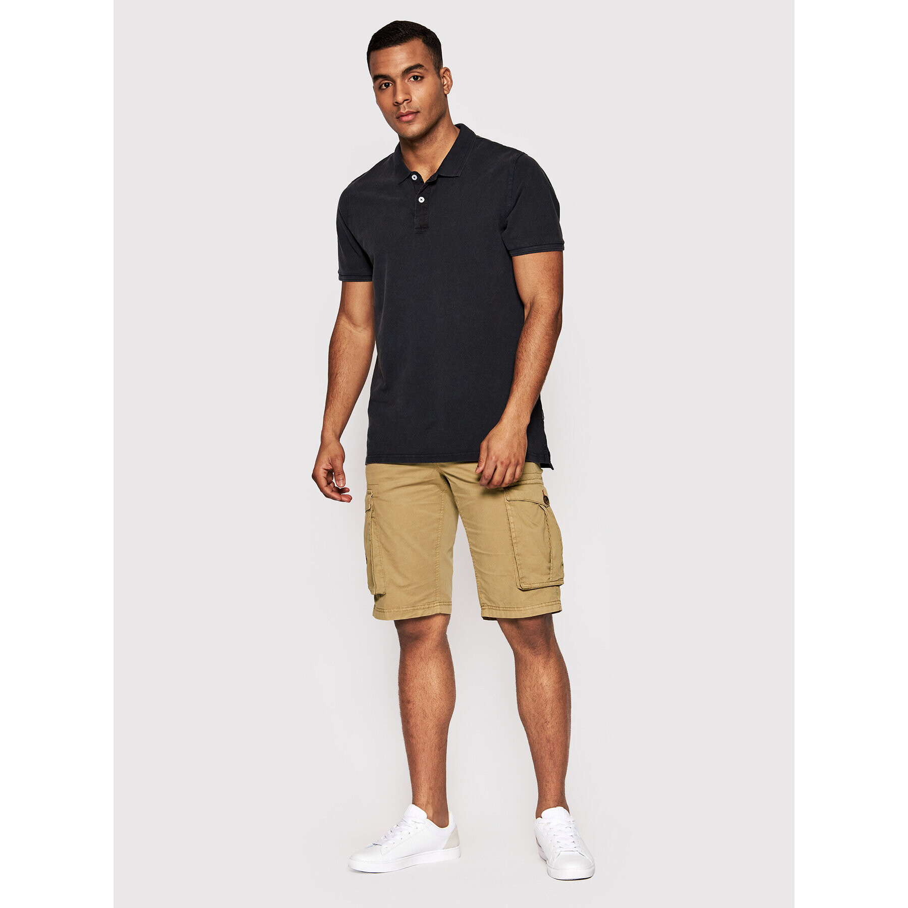 Regatta Шорти от плат Shorebay RMJ221 Кафяв Regular Fit - Pepit.bg