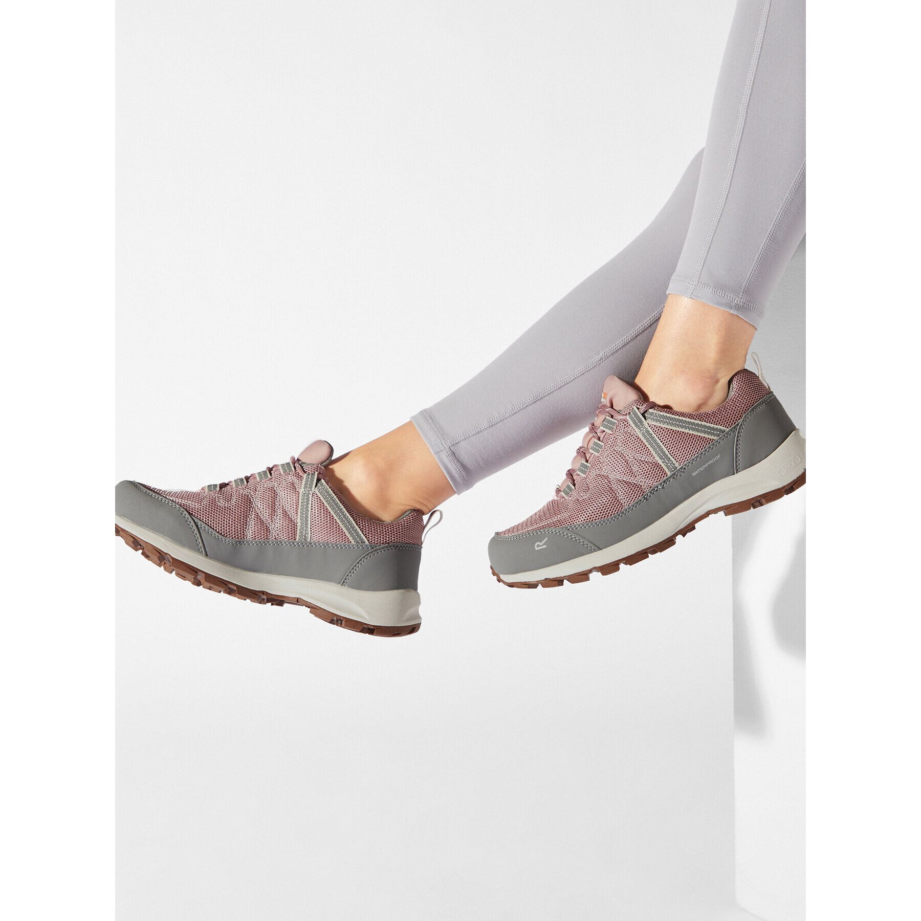 Regatta Туристически LdySamarisLtLowII RWF793 Сив - Pepit.bg