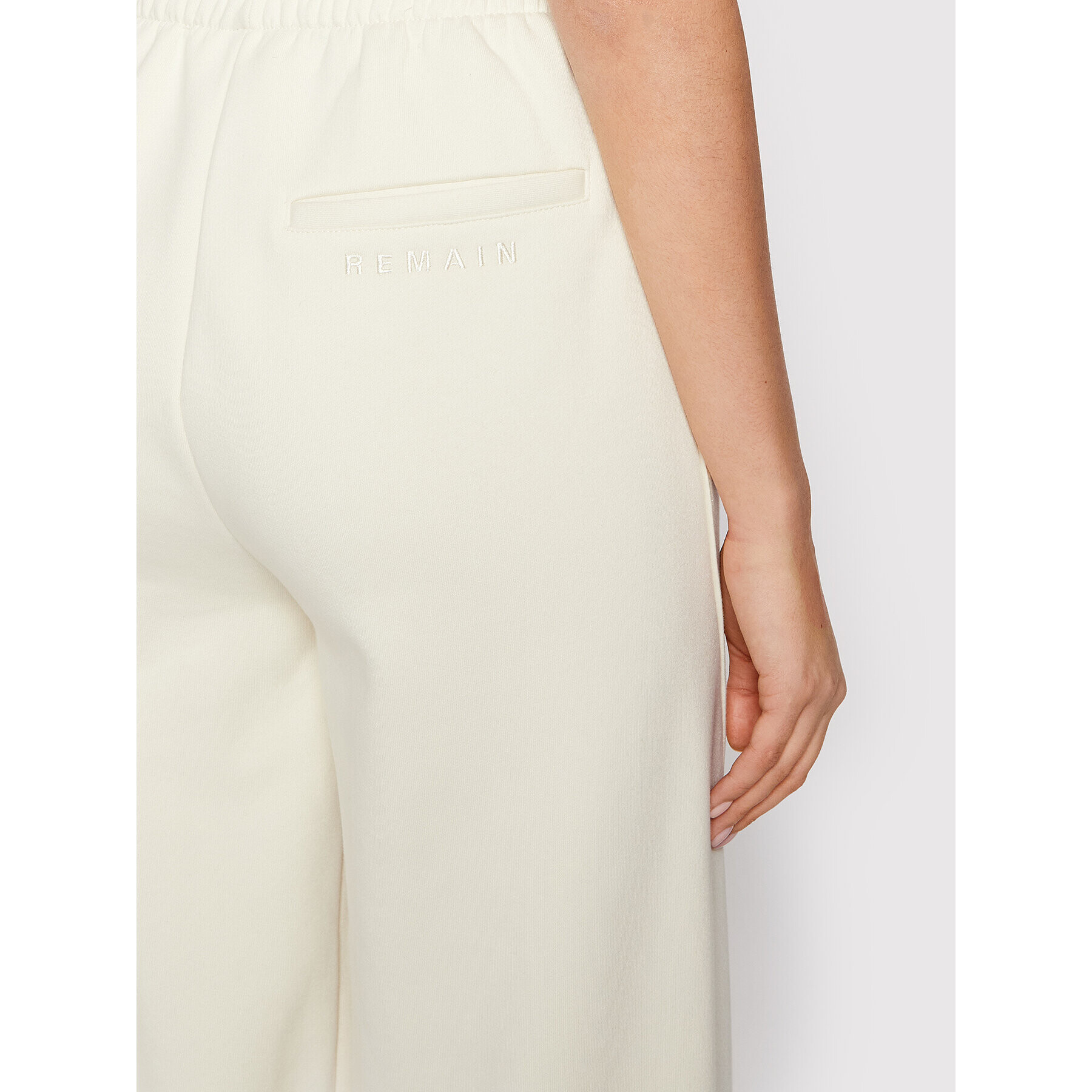 Remain Долнище анцуг Tamlyn RM884 Бежов Oversize - Pepit.bg