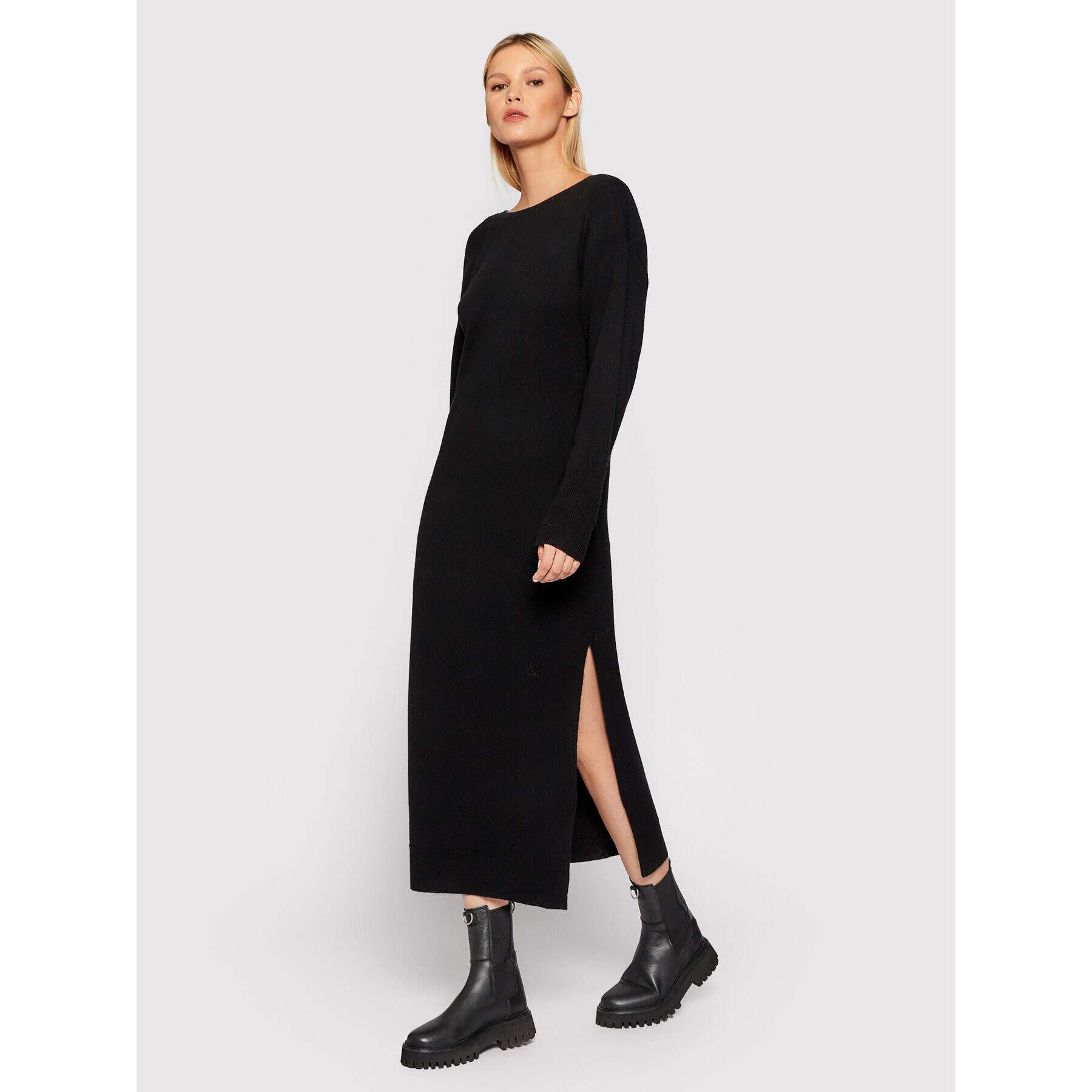 Remain Плетена рокля Nova RM730 Черен Loose Fit - Pepit.bg