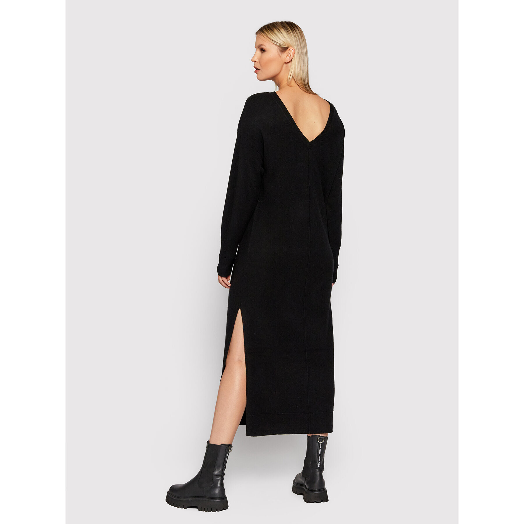 Remain Плетена рокля Nova RM730 Черен Loose Fit - Pepit.bg