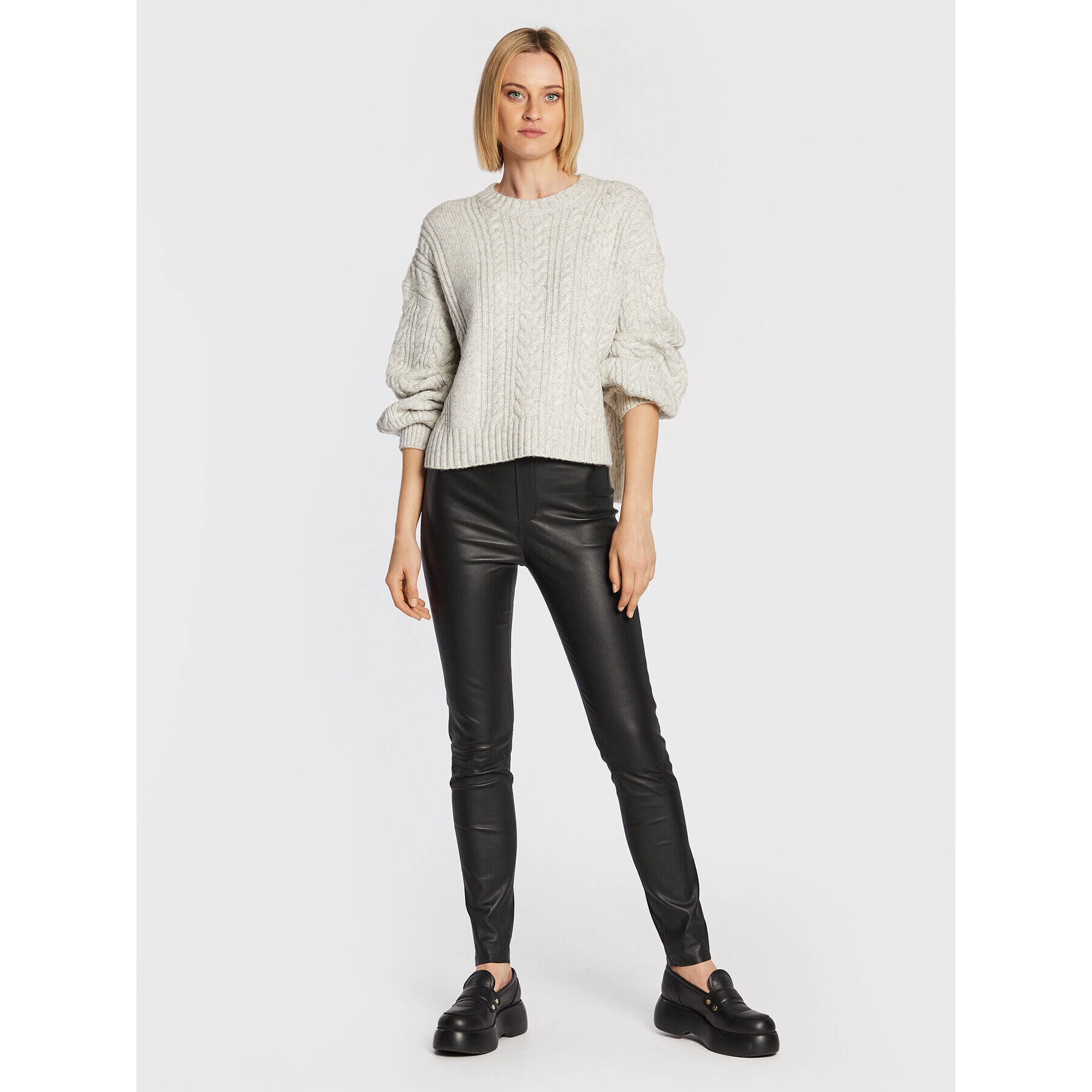 Remain Пуловер Dreah RM1654 Сив Relaxed Fit - Pepit.bg
