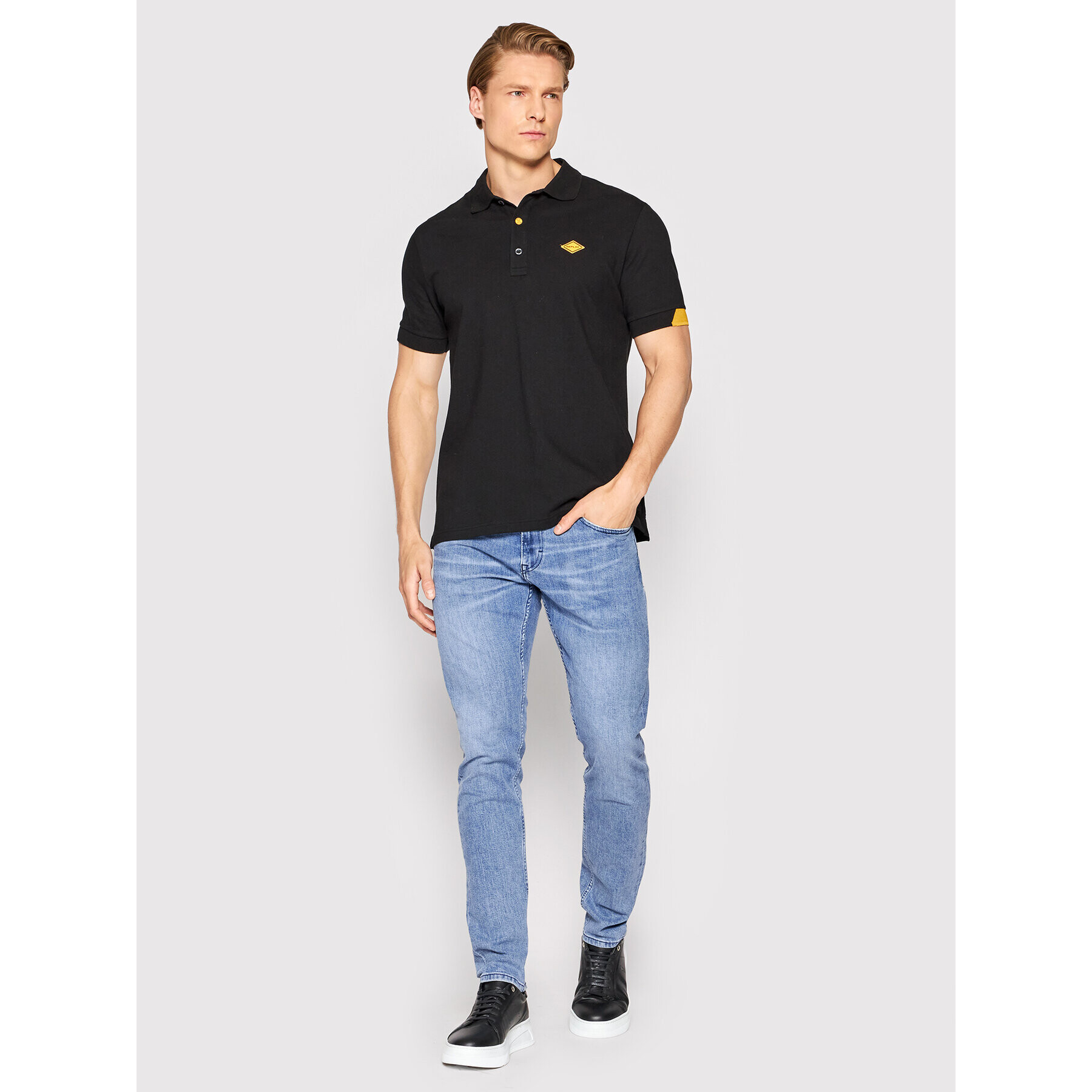 Replay Дънки M1021.000.573Q05 Син Slim Tapered Fit - Pepit.bg