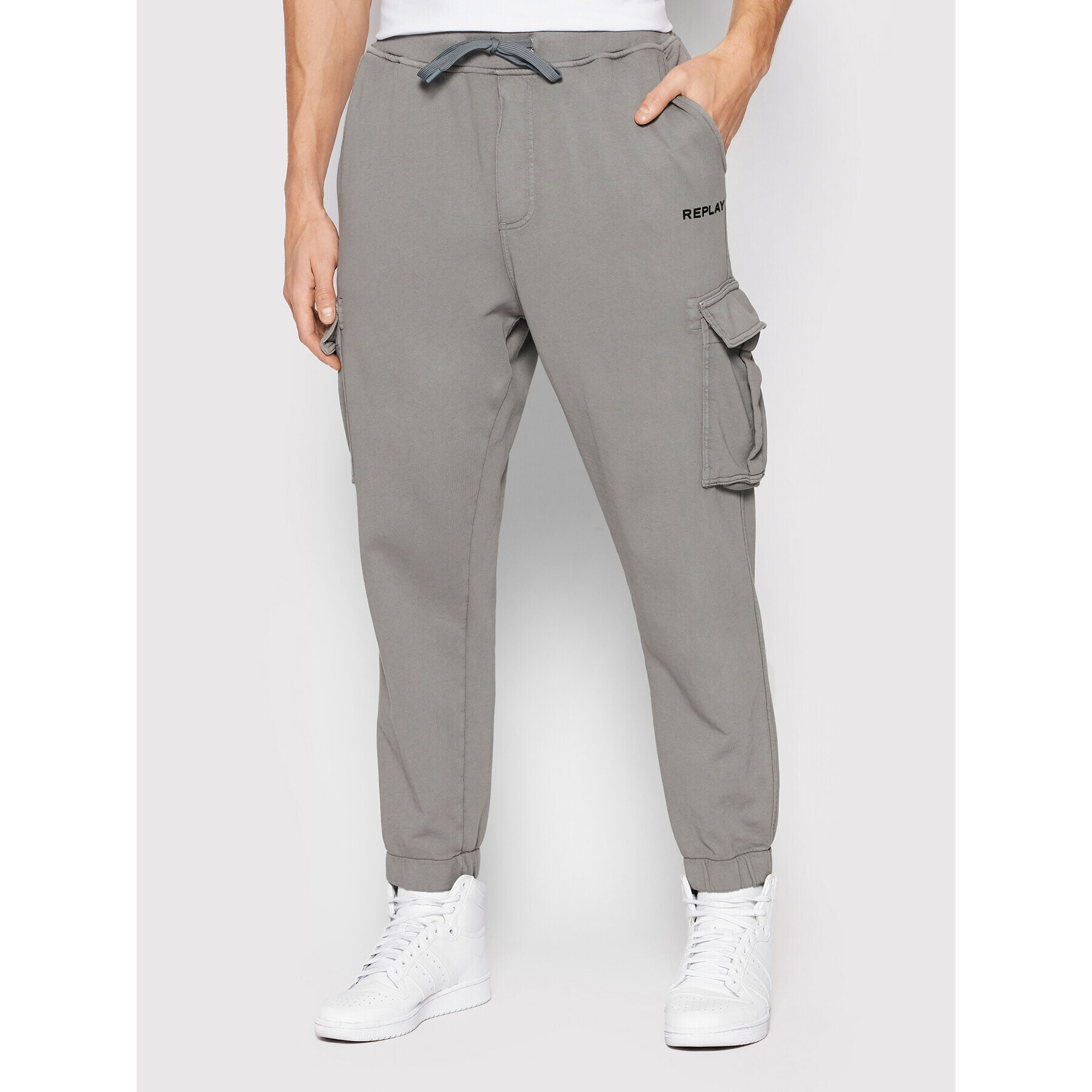 Replay Долнище анцуг M9820.000.23158G Сив Regular Fit - Pepit.bg