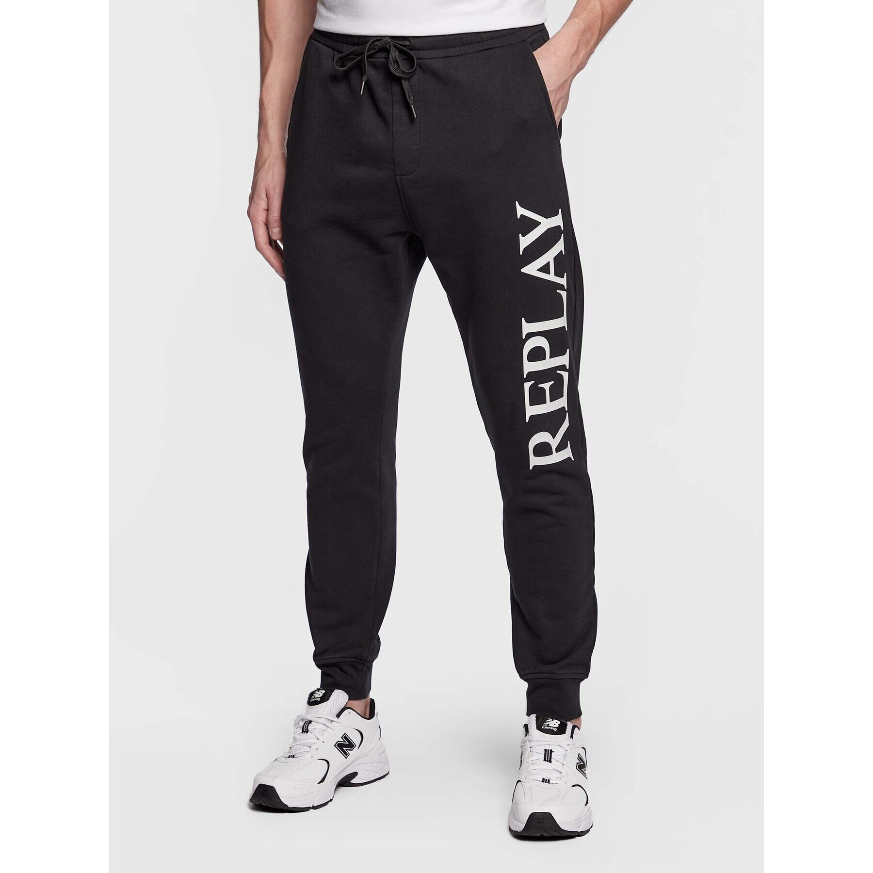 Replay Долнище анцуг M9941.000.22890P Черен Regular Fit - Pepit.bg