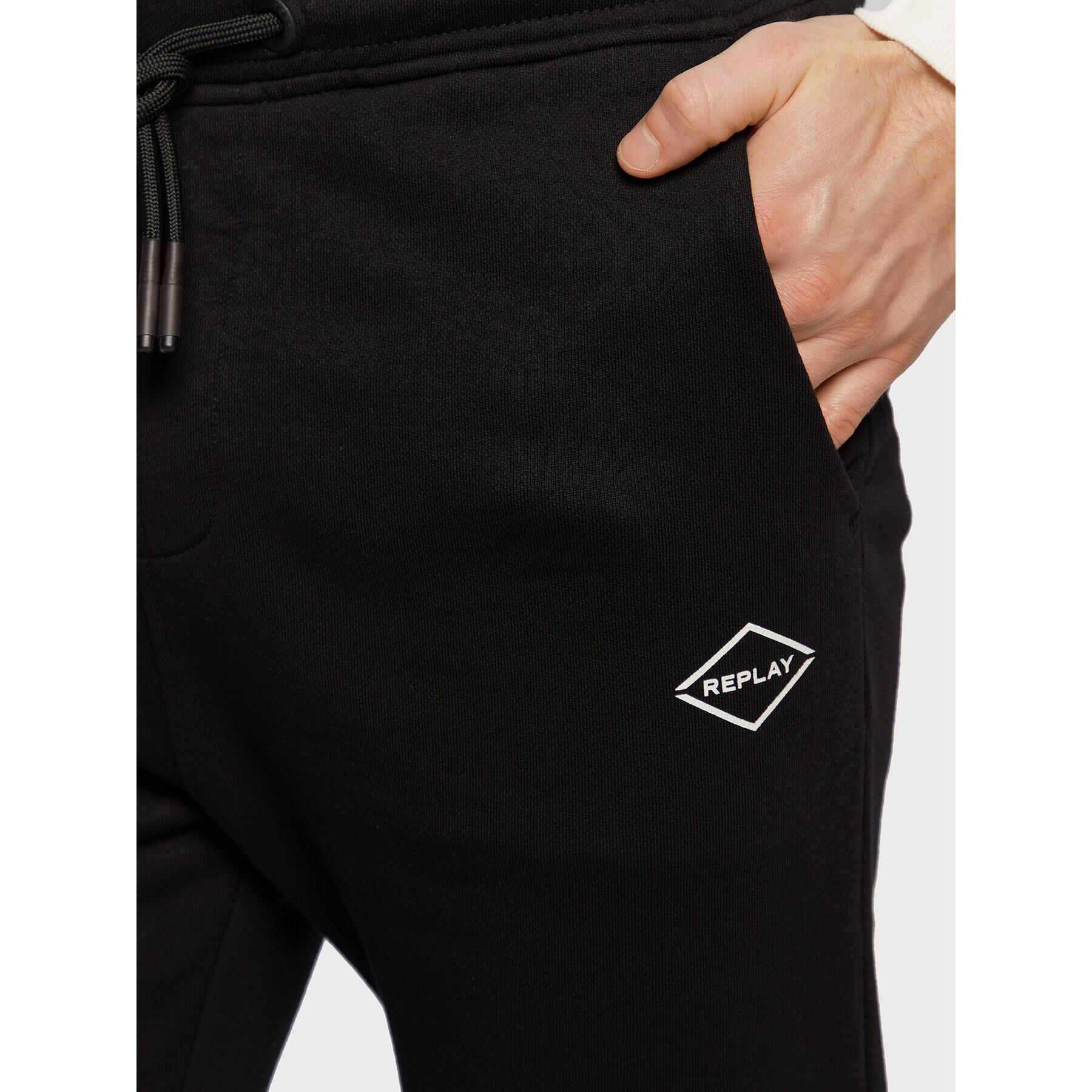 Replay Долнище анцуг M9911.000.21842 Черен Regular Fit - Pepit.bg