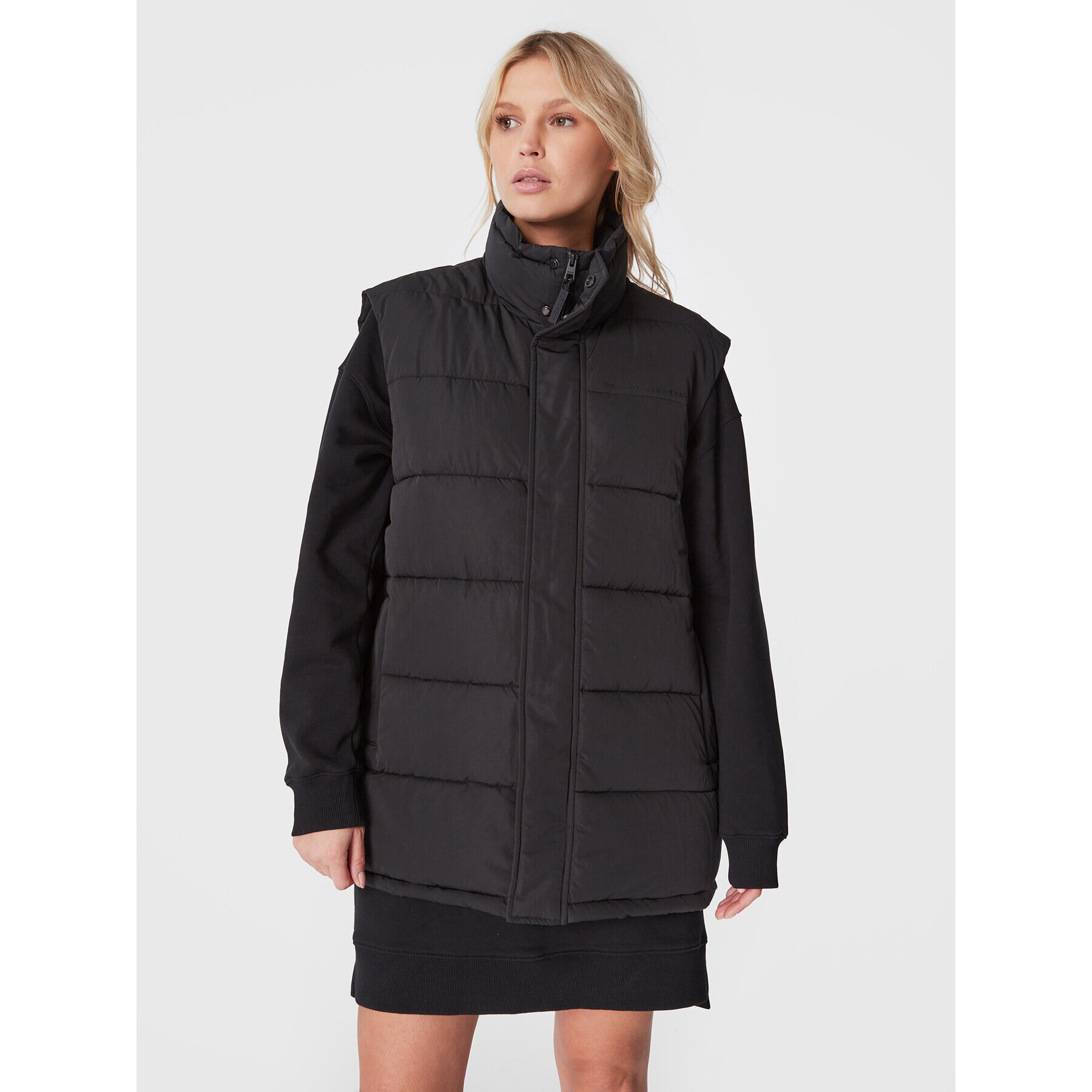 Replay Елек W7723 .000.84466 Черен Oversize - Pepit.bg