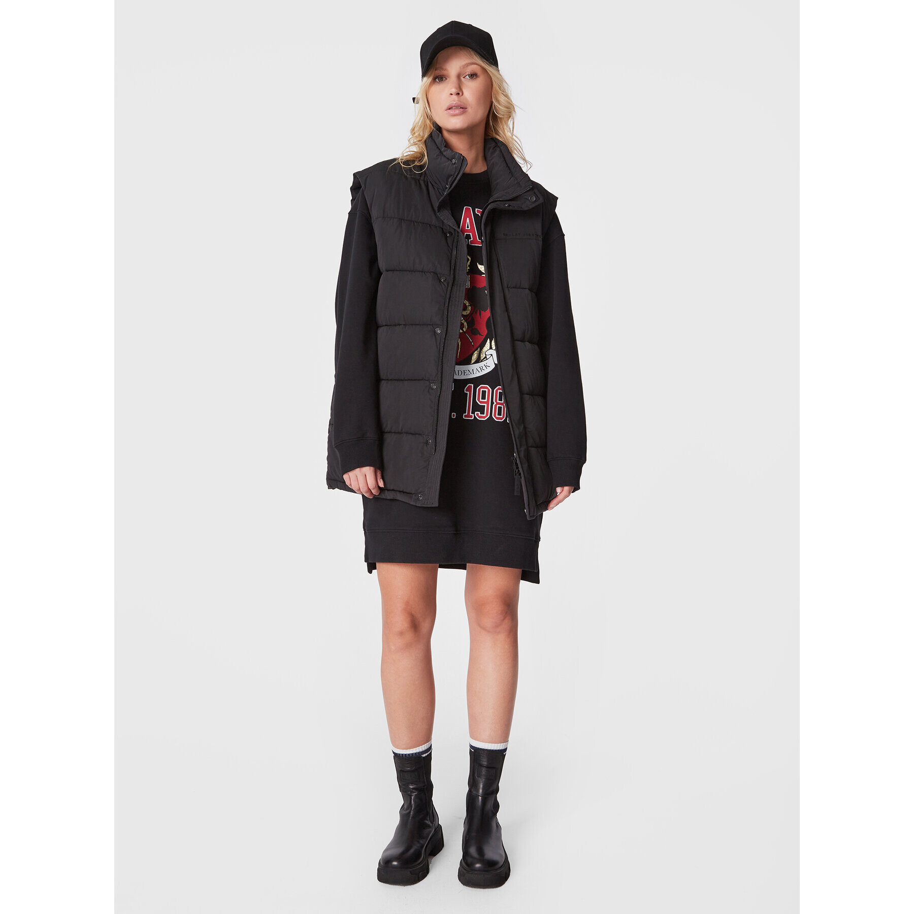 Replay Елек W7723 .000.84466 Черен Oversize - Pepit.bg