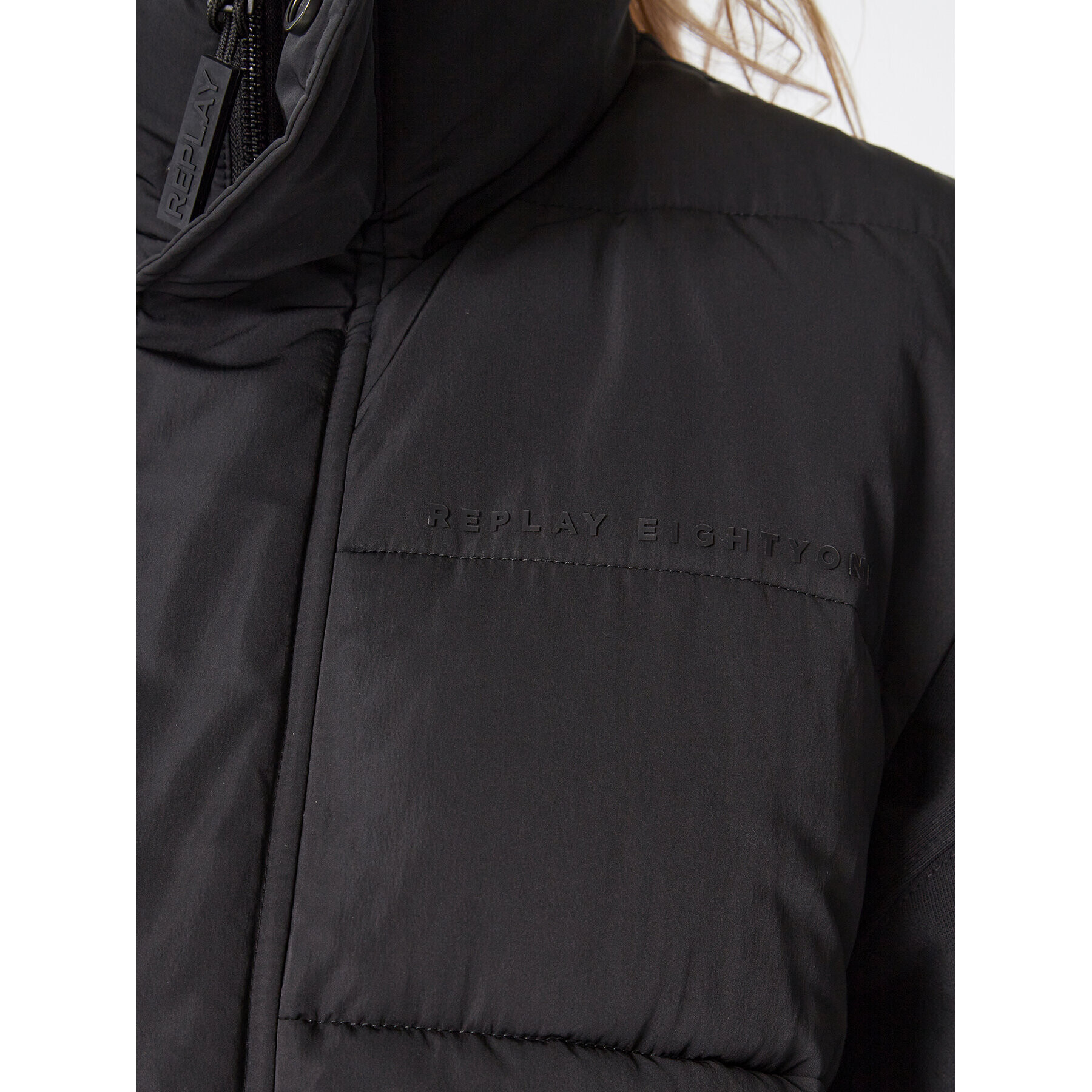 Replay Елек W7723 .000.84466 Черен Oversize - Pepit.bg