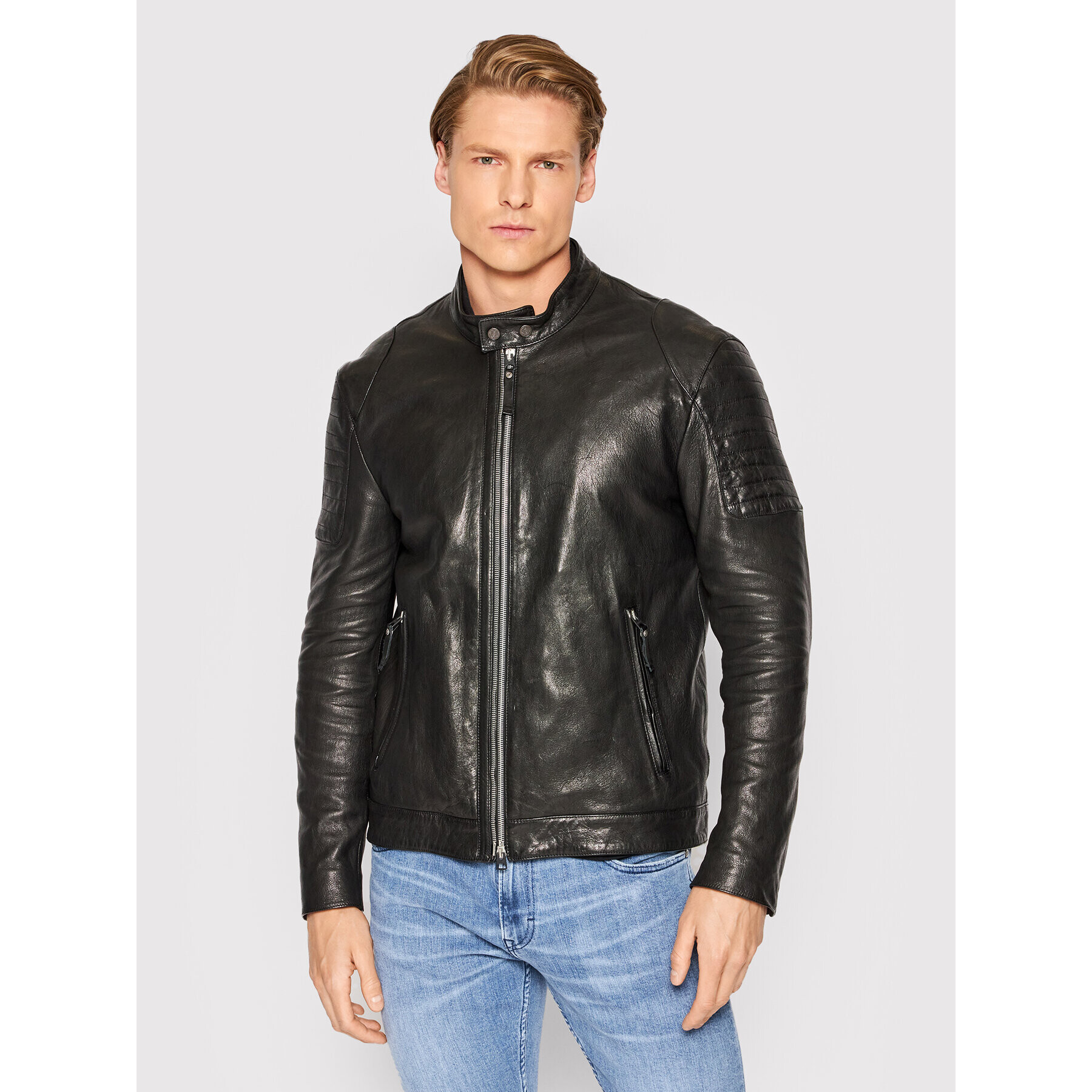Replay Кожено яке M8246.000.84404 Черен Regular Fit - Pepit.bg