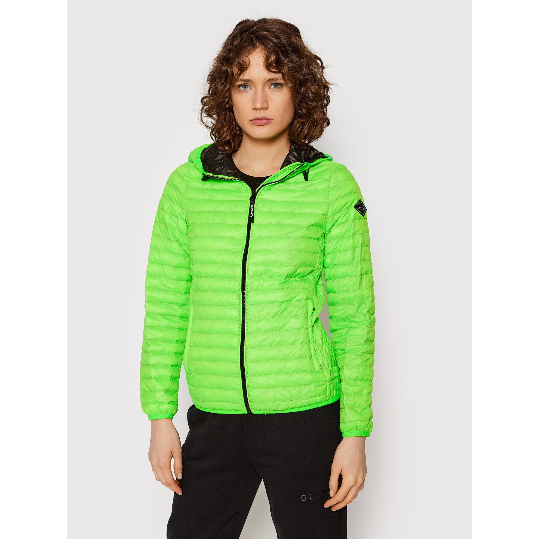 Replay Пухено яке W7665.000.84166 Зелен Regular Fit - Pepit.bg