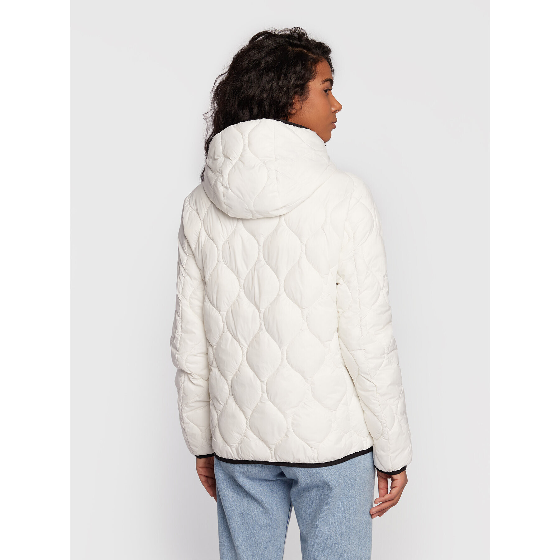 Replay Пухено яке W7733.000.84166D Бял Regular Fit - Pepit.bg