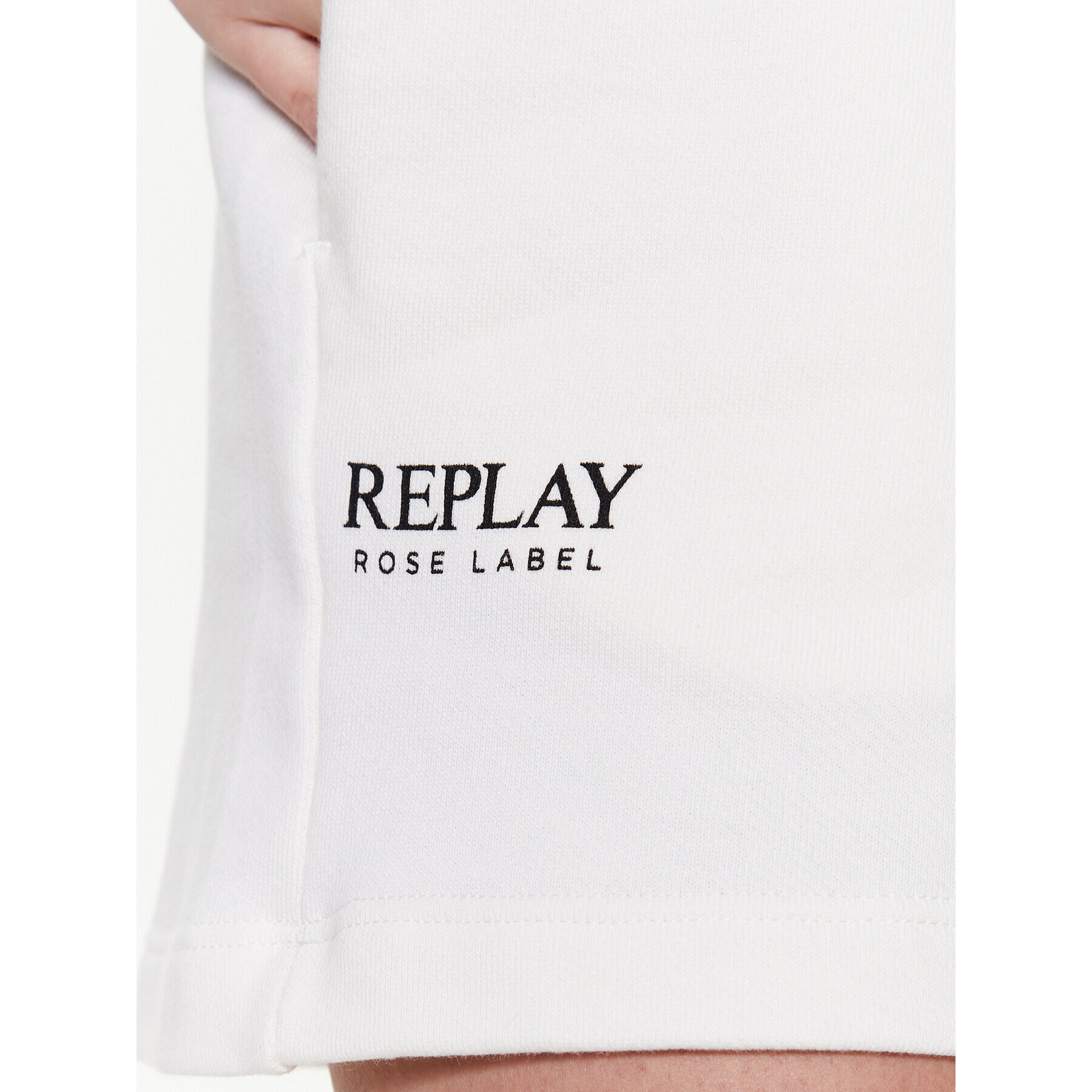 Replay Спортни шорти W8047A.000.23358P Бял Regular Fit - Pepit.bg