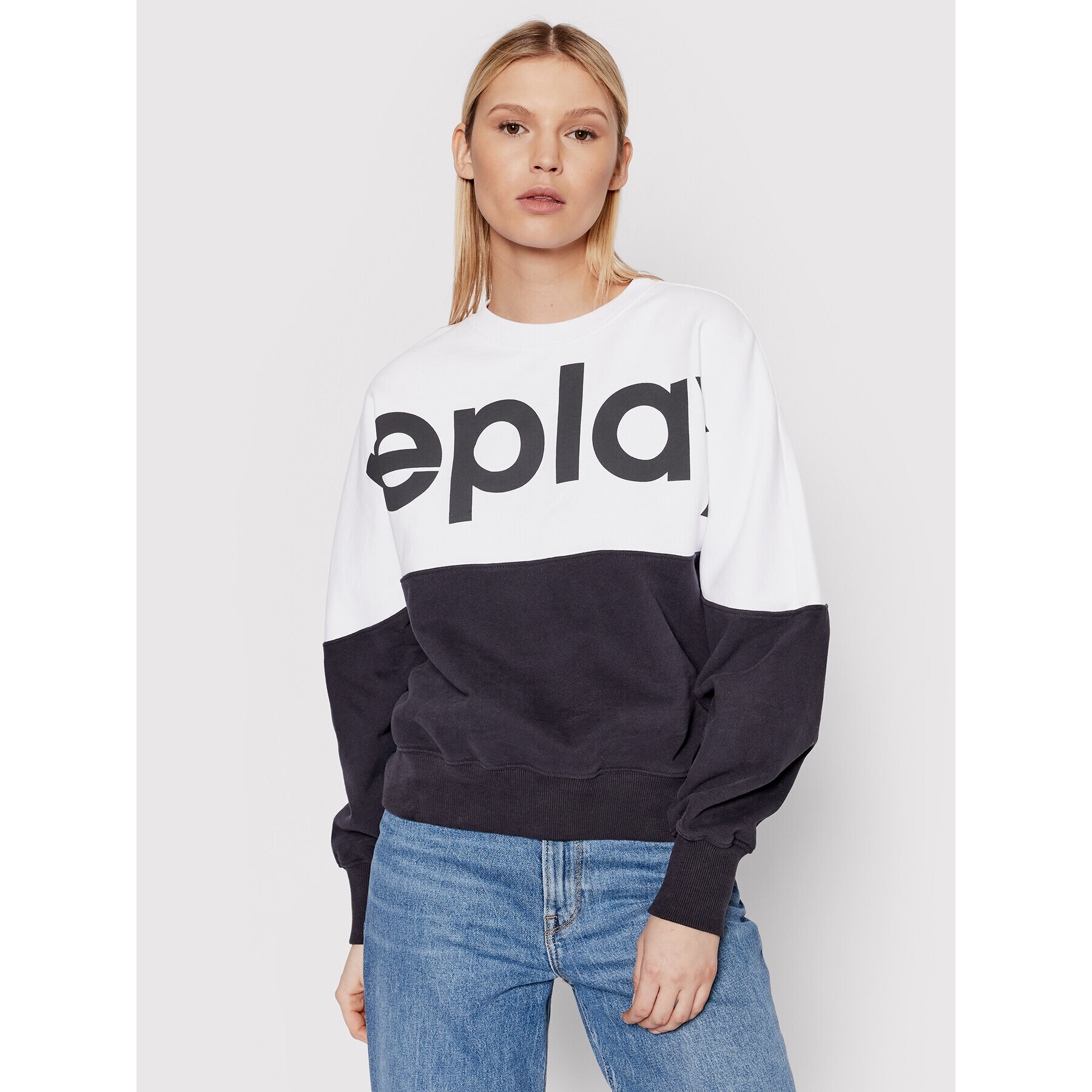 Replay Суитшърт W3612 .000.22890CS Бял Oversize - Pepit.bg