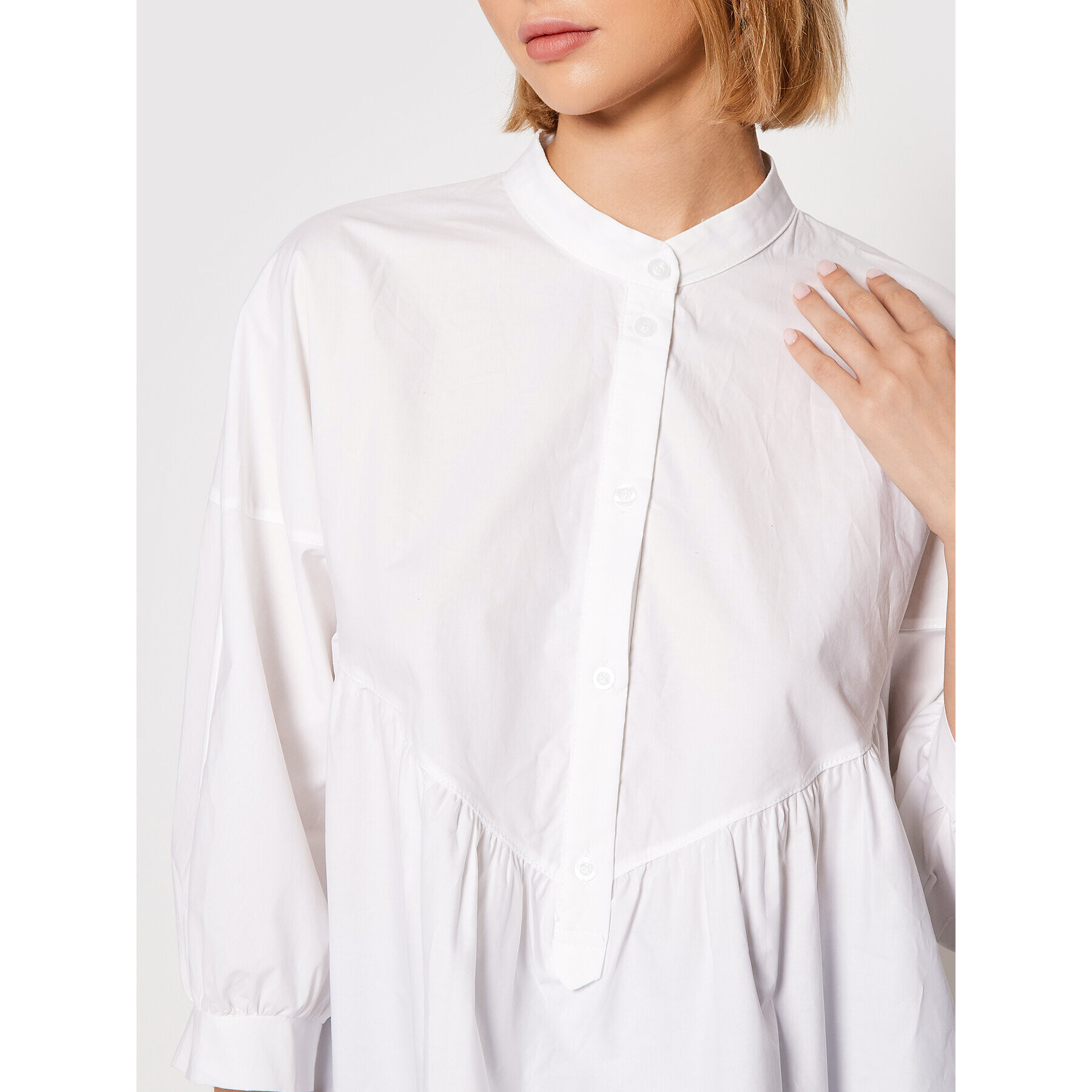Rinascimento Блуза CFC0103149003 Бял Relaxed Fit - Pepit.bg