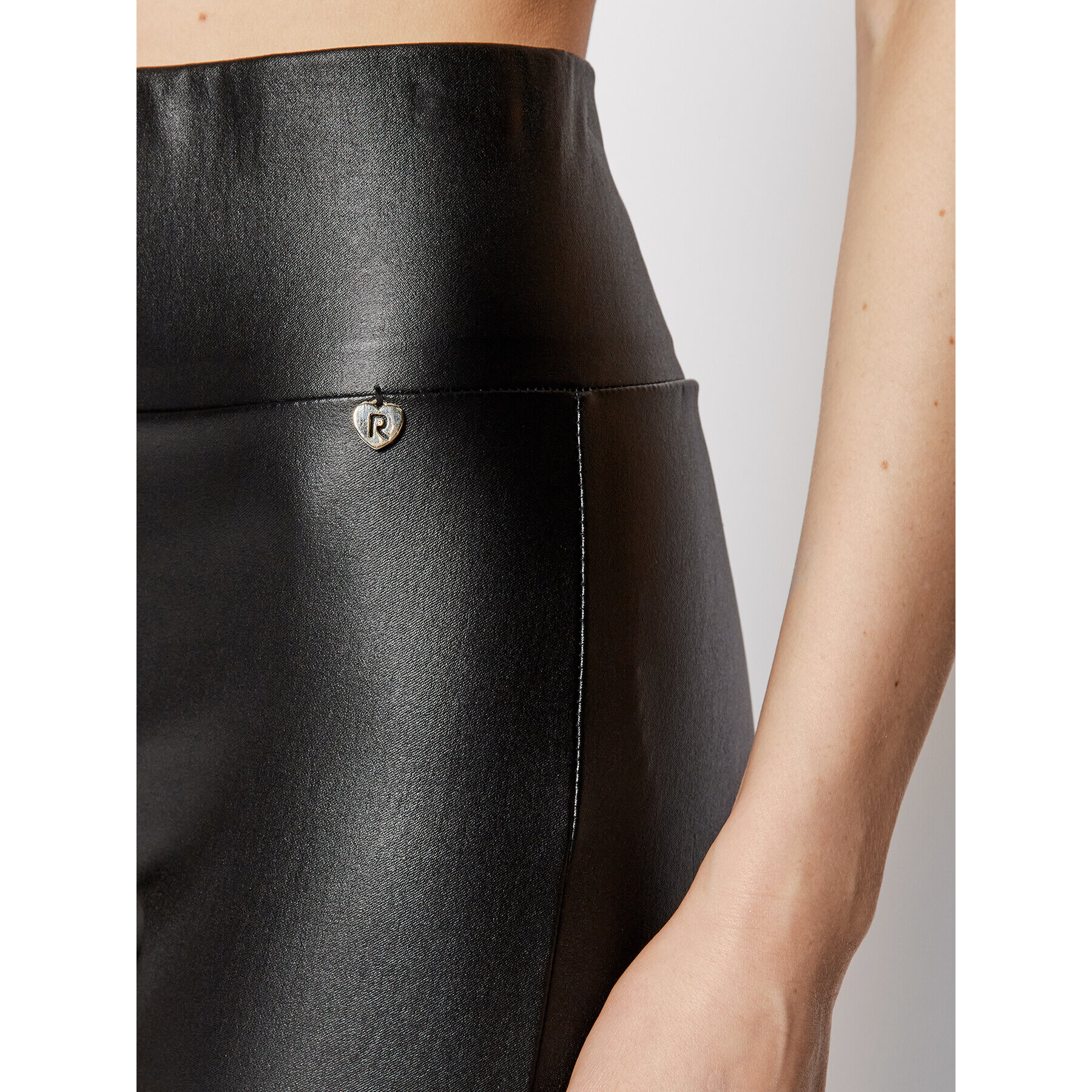 Rinascimento Клин CFC0106573003 Черен Slim Fit - Pepit.bg