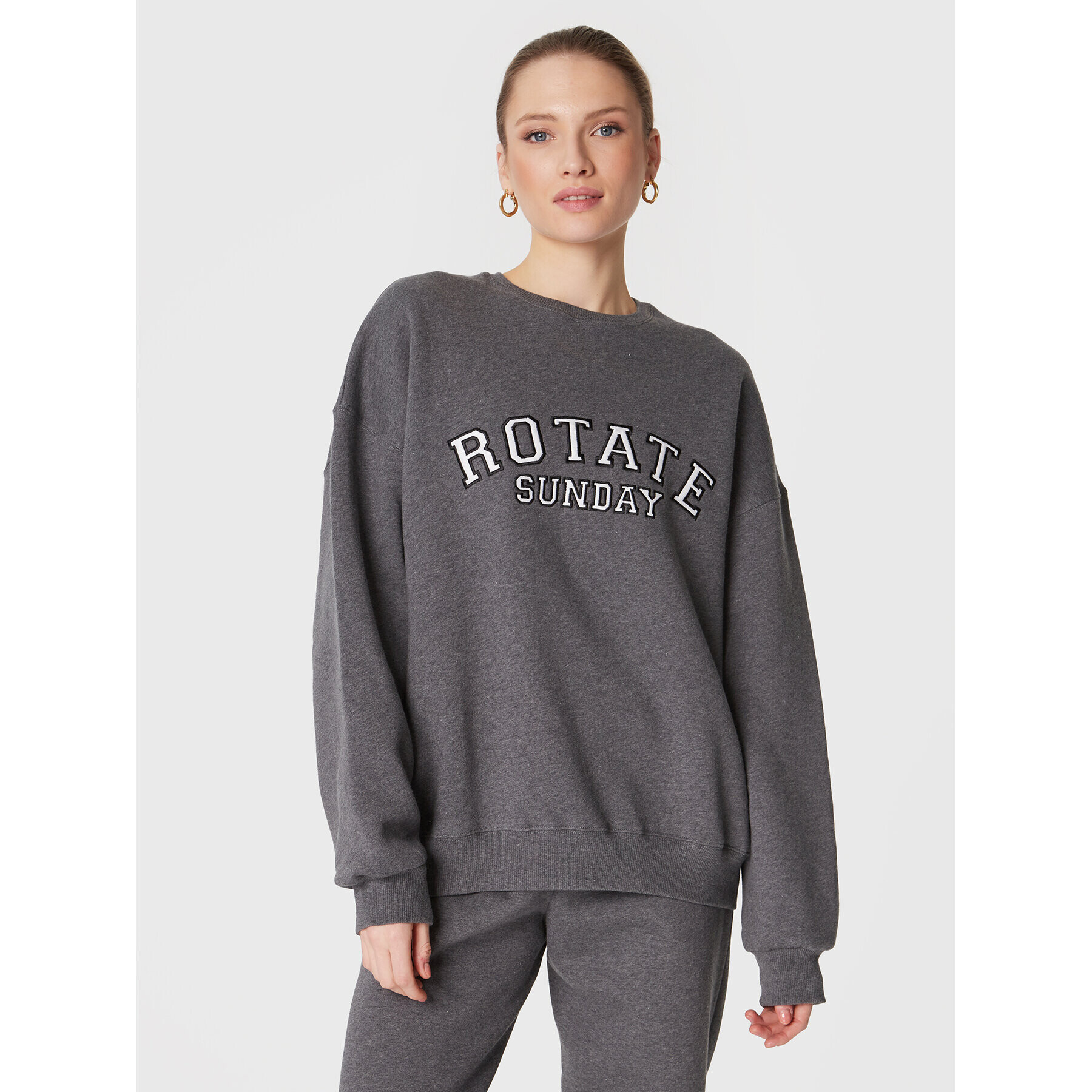 ROTATE Суитшърт Iris Crewneck RT2033 Сив Oversize - Pepit.bg