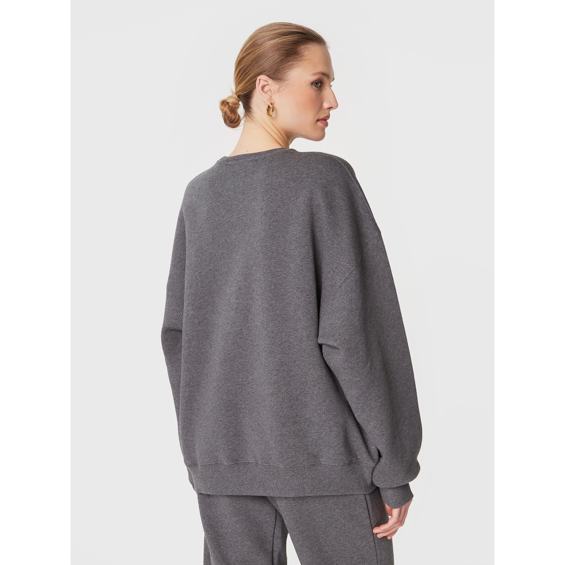 ROTATE Суитшърт Iris Crewneck RT2033 Сив Oversize - Pepit.bg