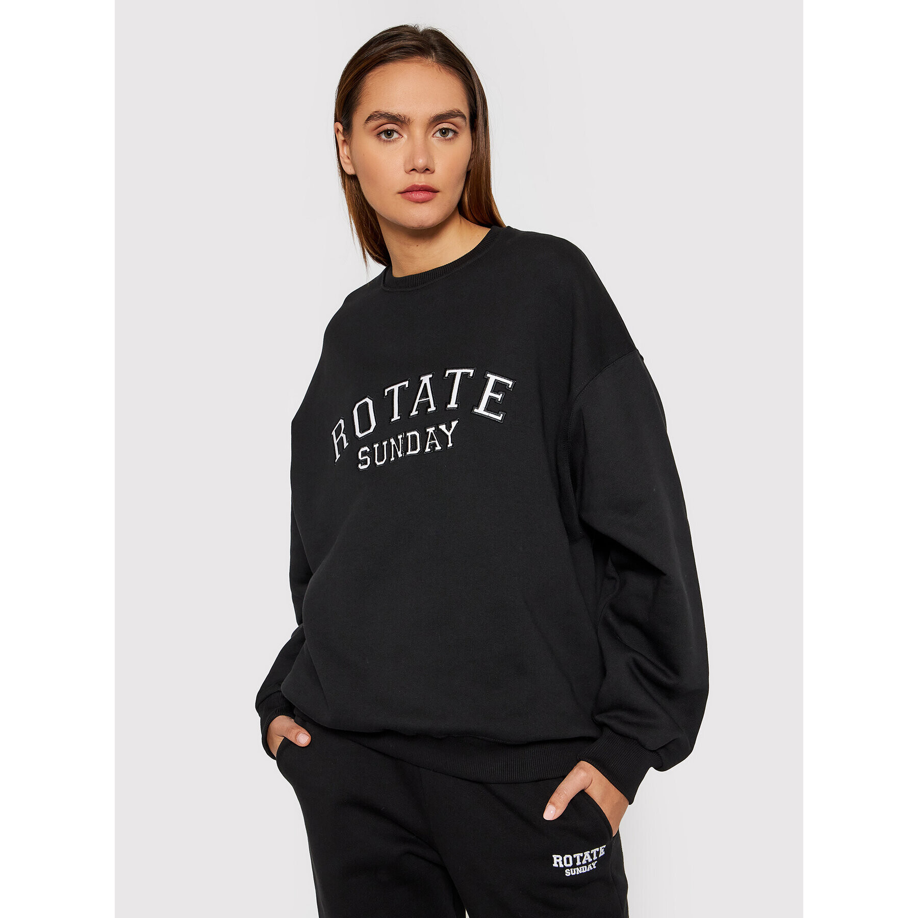 ROTATE Суитшърт Iris Crewneck RT749 Черен Oversize - Pepit.bg