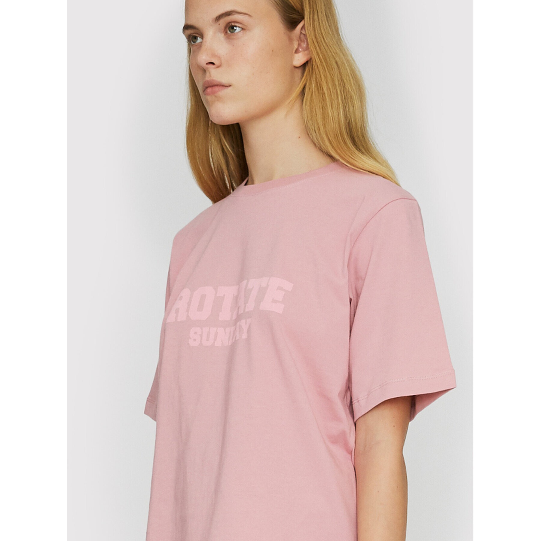 ROTATE Тишърт Aster RT455 Розов Loose Fit - Pepit.bg