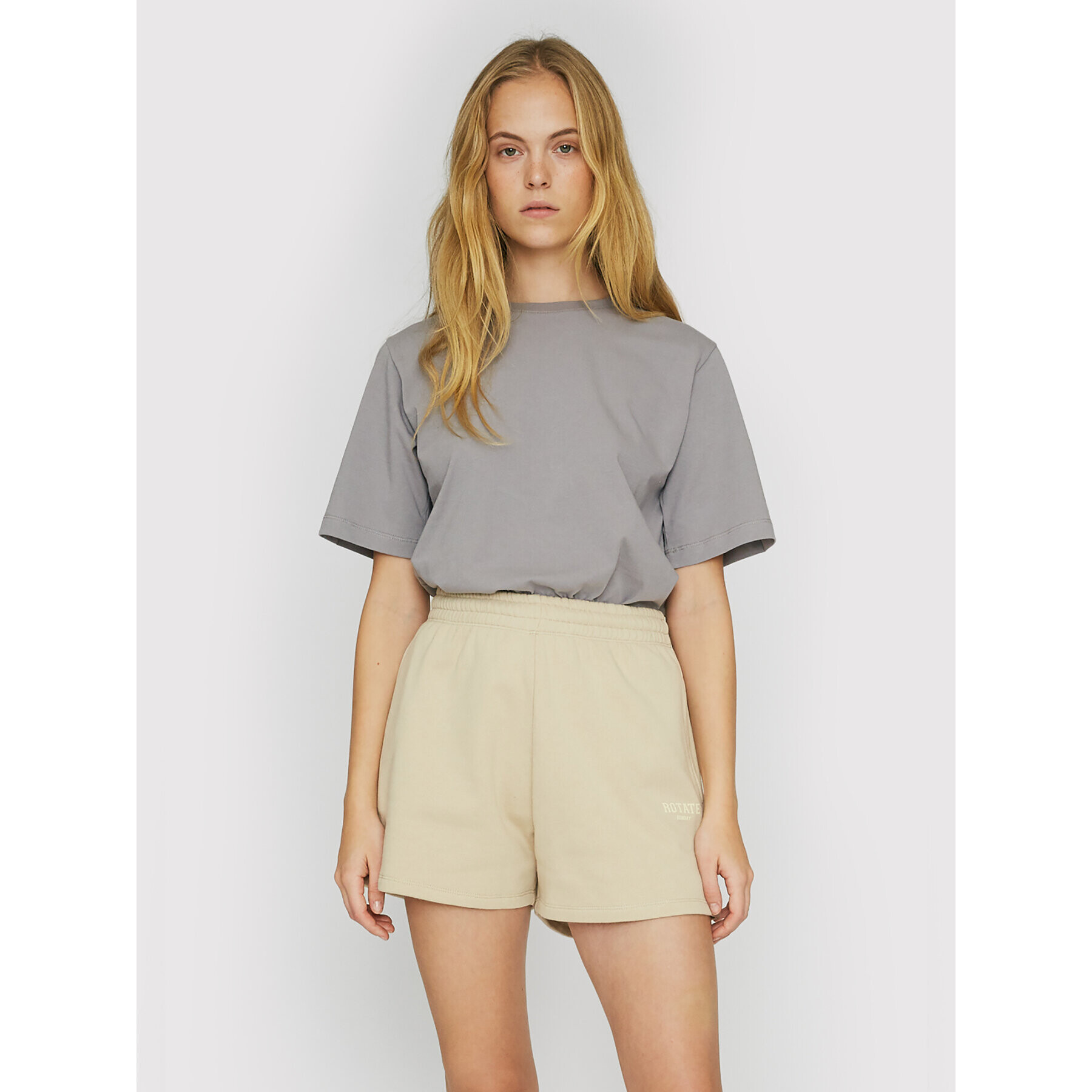 ROTATE Тишърт Asvera RT461 Сив Loose Fit - Pepit.bg