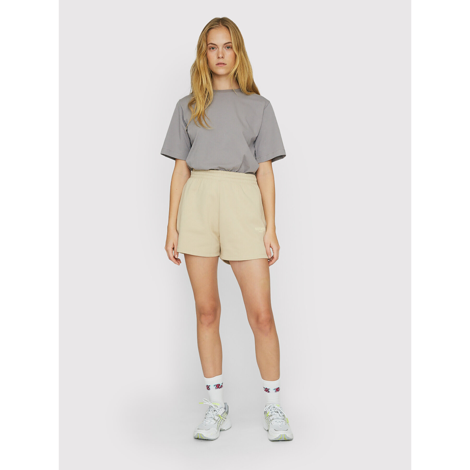 ROTATE Тишърт Asvera RT461 Сив Loose Fit - Pepit.bg