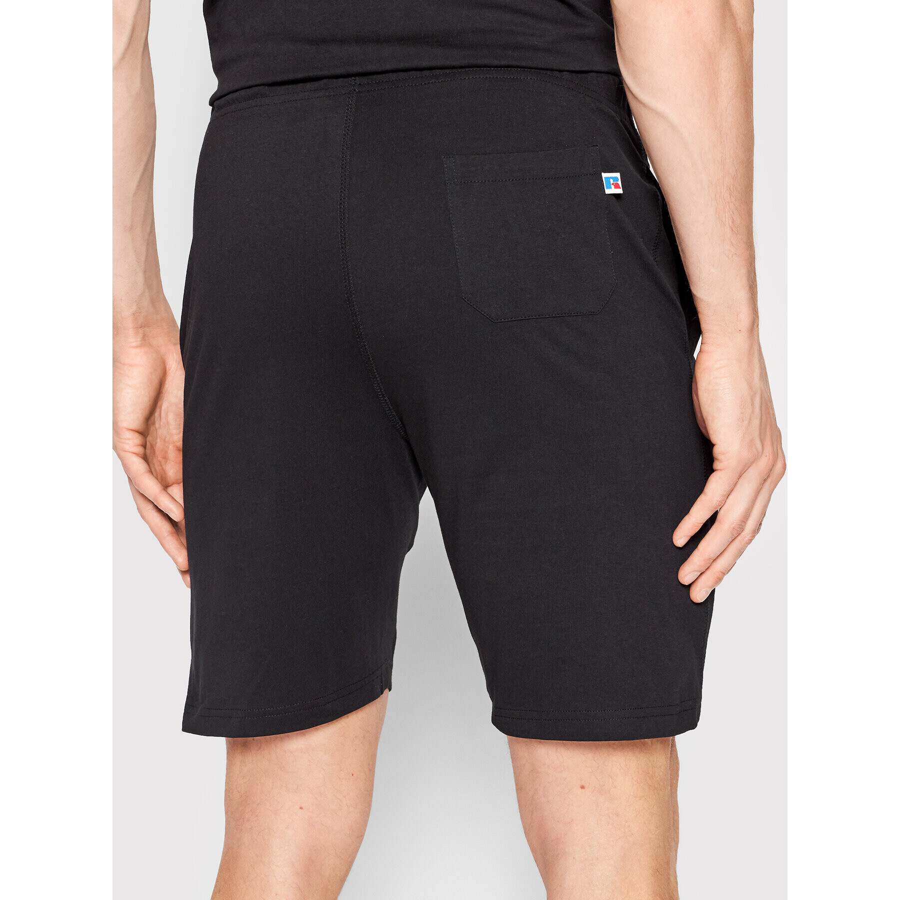 Russell Athletic Спортни шорти Iconic E26011 Черен Regular Fit - Pepit.bg