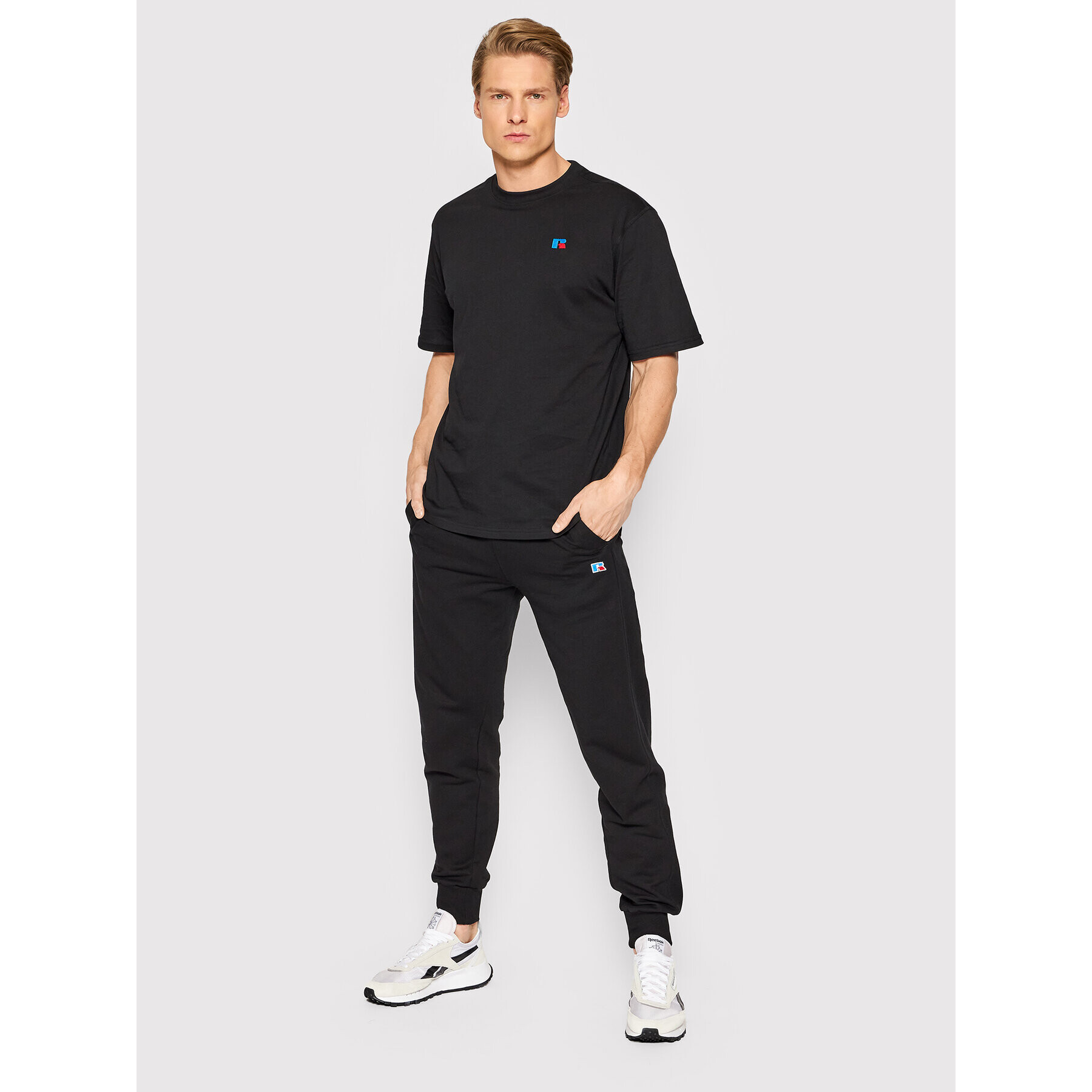 Russell Athletic Тишърт Baseliners E26081 Черен Relaxed Fit - Pepit.bg