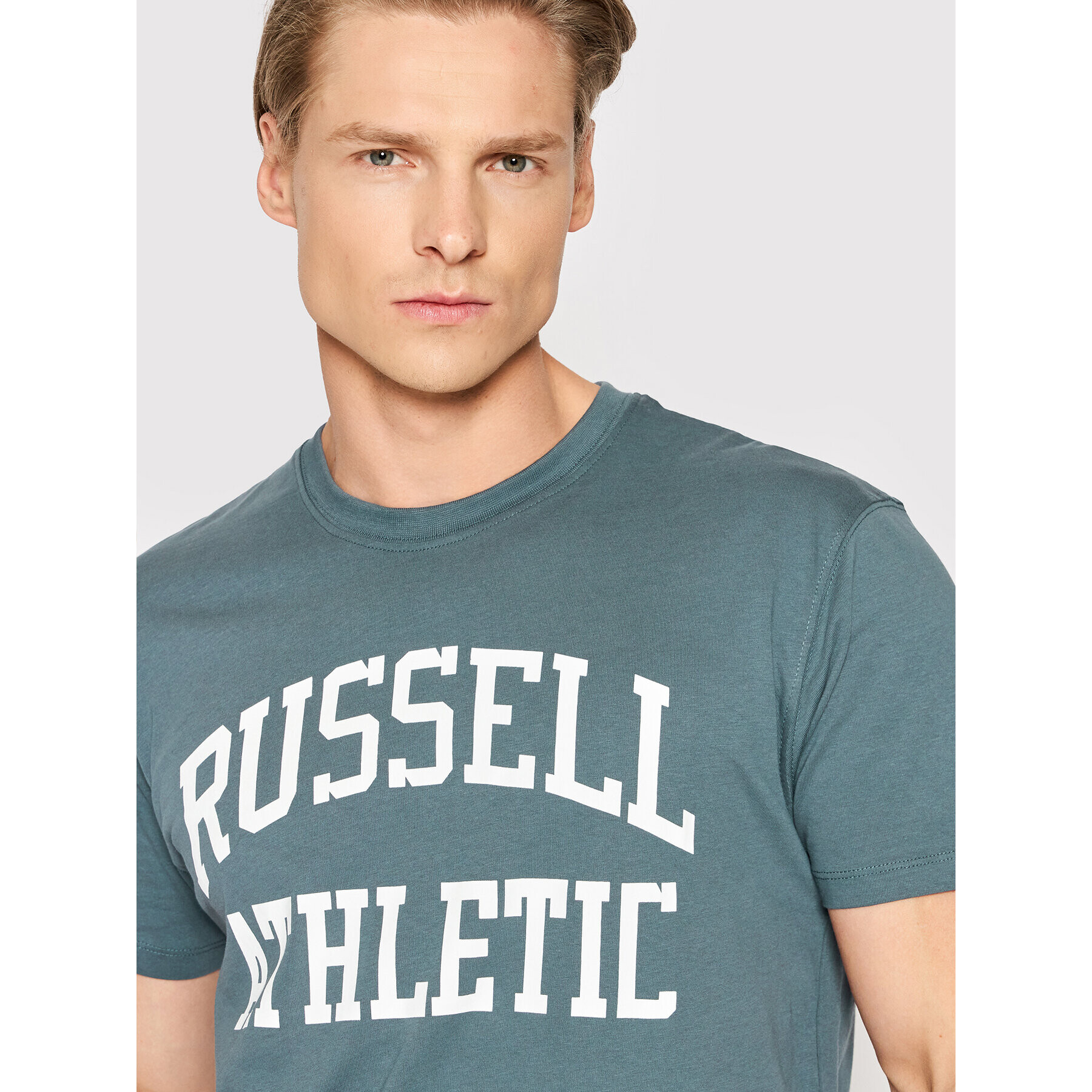Russell Athletic Тишърт Iconic E26001 Тъмносин Relaxed Fit - Pepit.bg