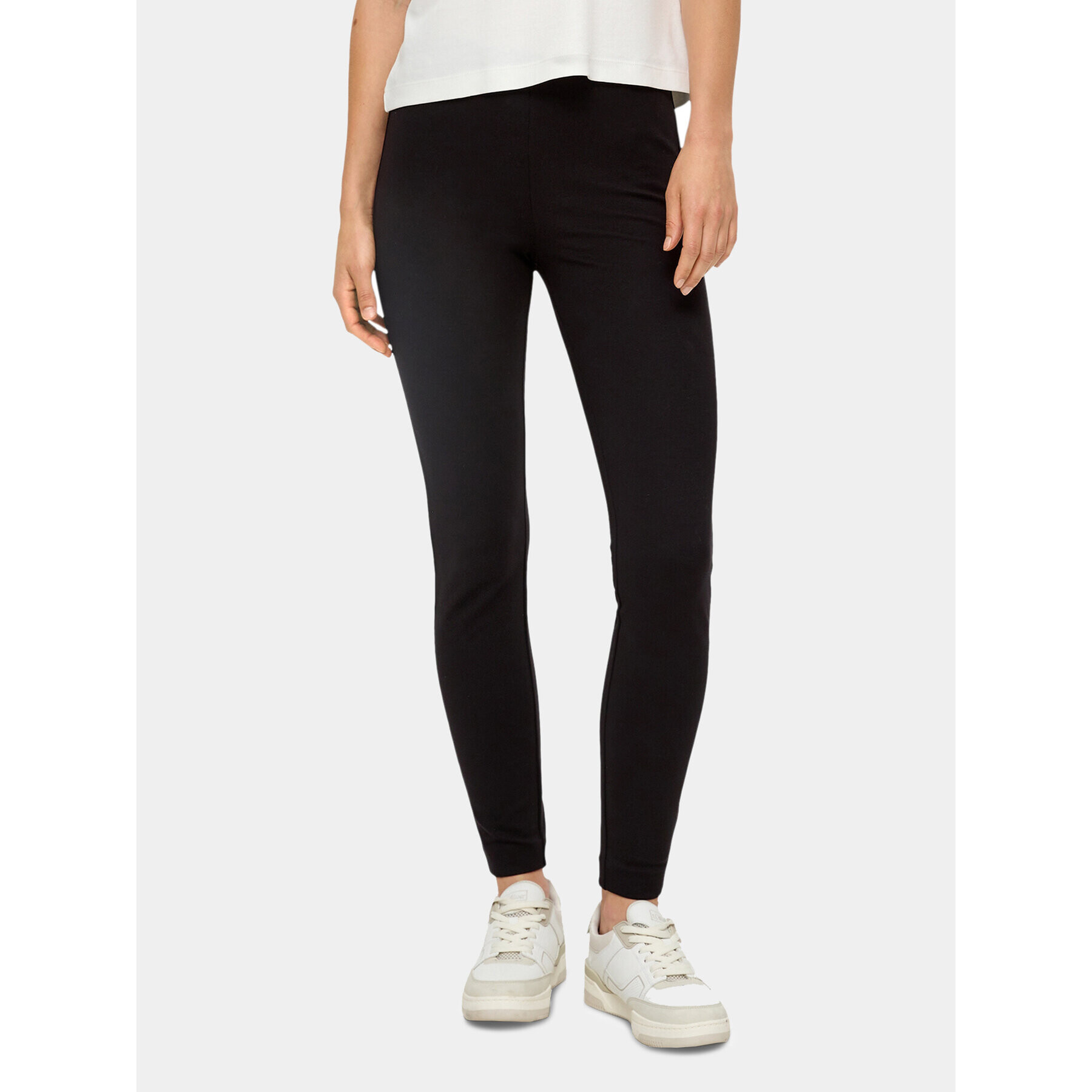 s.Oliver Клин 2133476 Черен Extra Slim Fit - Pepit.bg