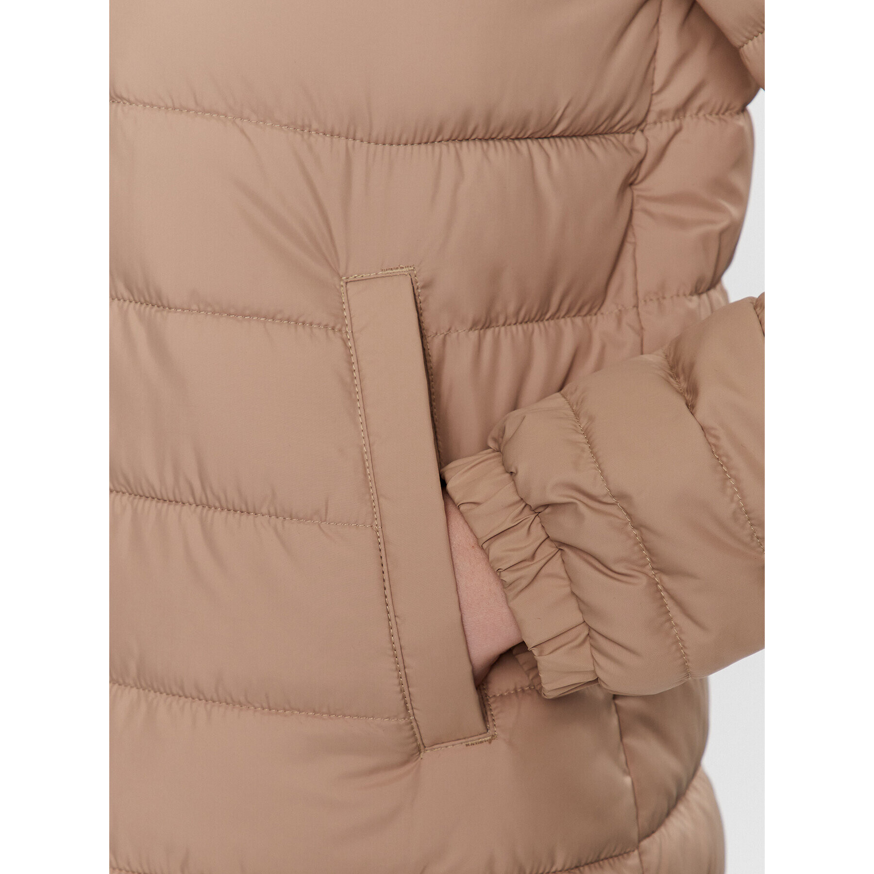 s.Oliver Пухено яке 2124637 Бежов Regular Fit - Pepit.bg